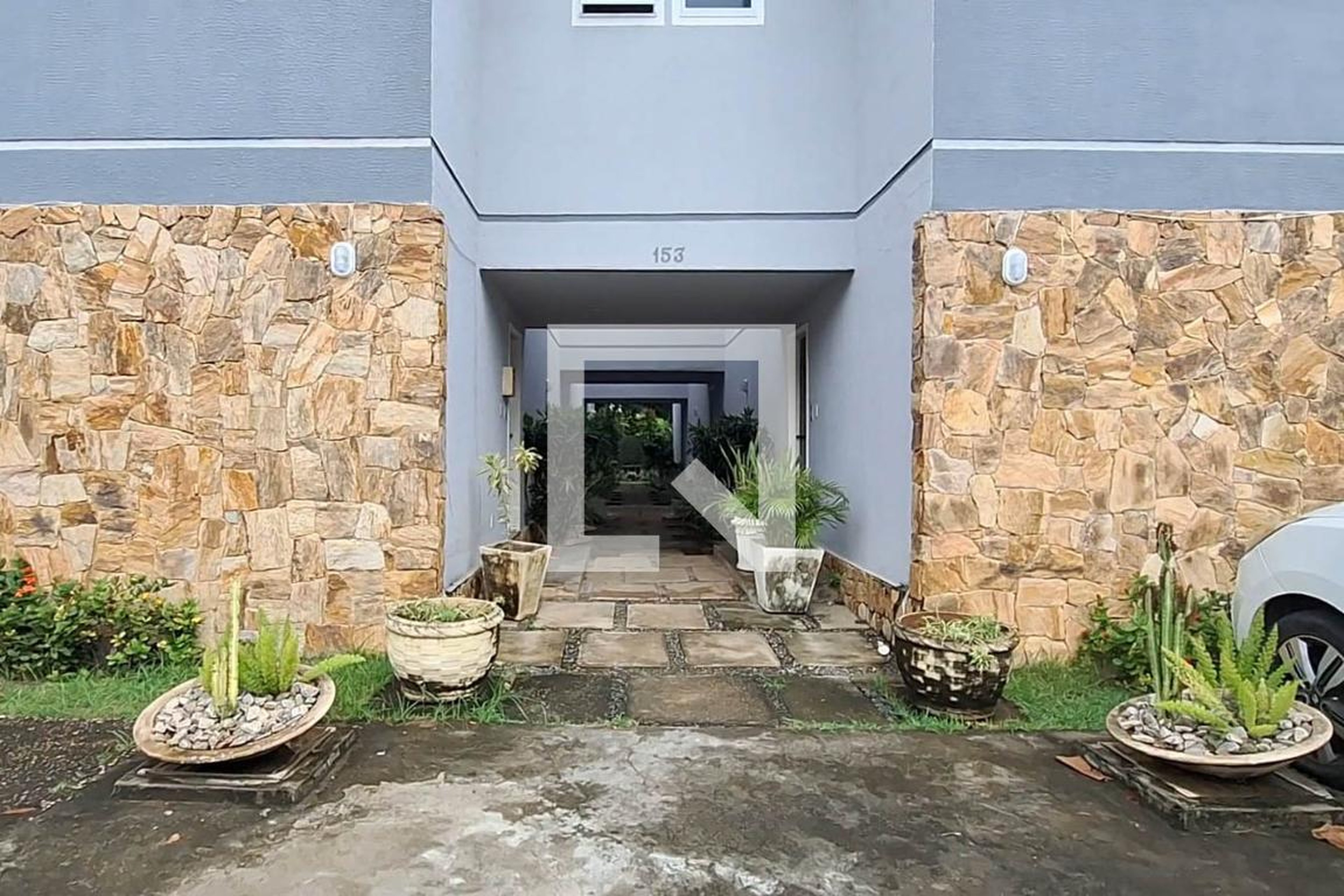 Fachada do Condomínio Condomínio em Rua André Henrique Serpa Pinto, 157