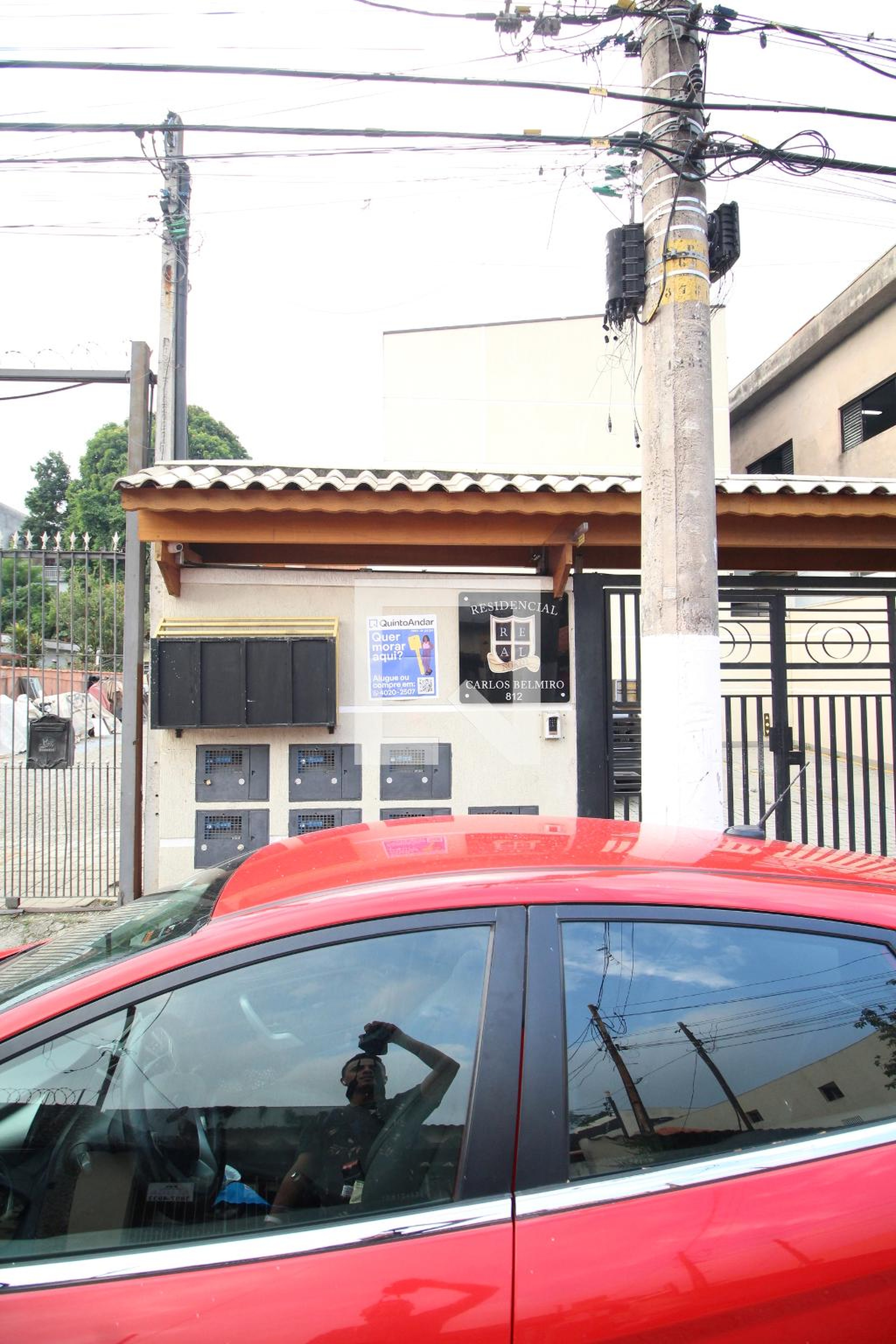 Fachada Condomínio em Rua Carlos Belmiro Correia, 812