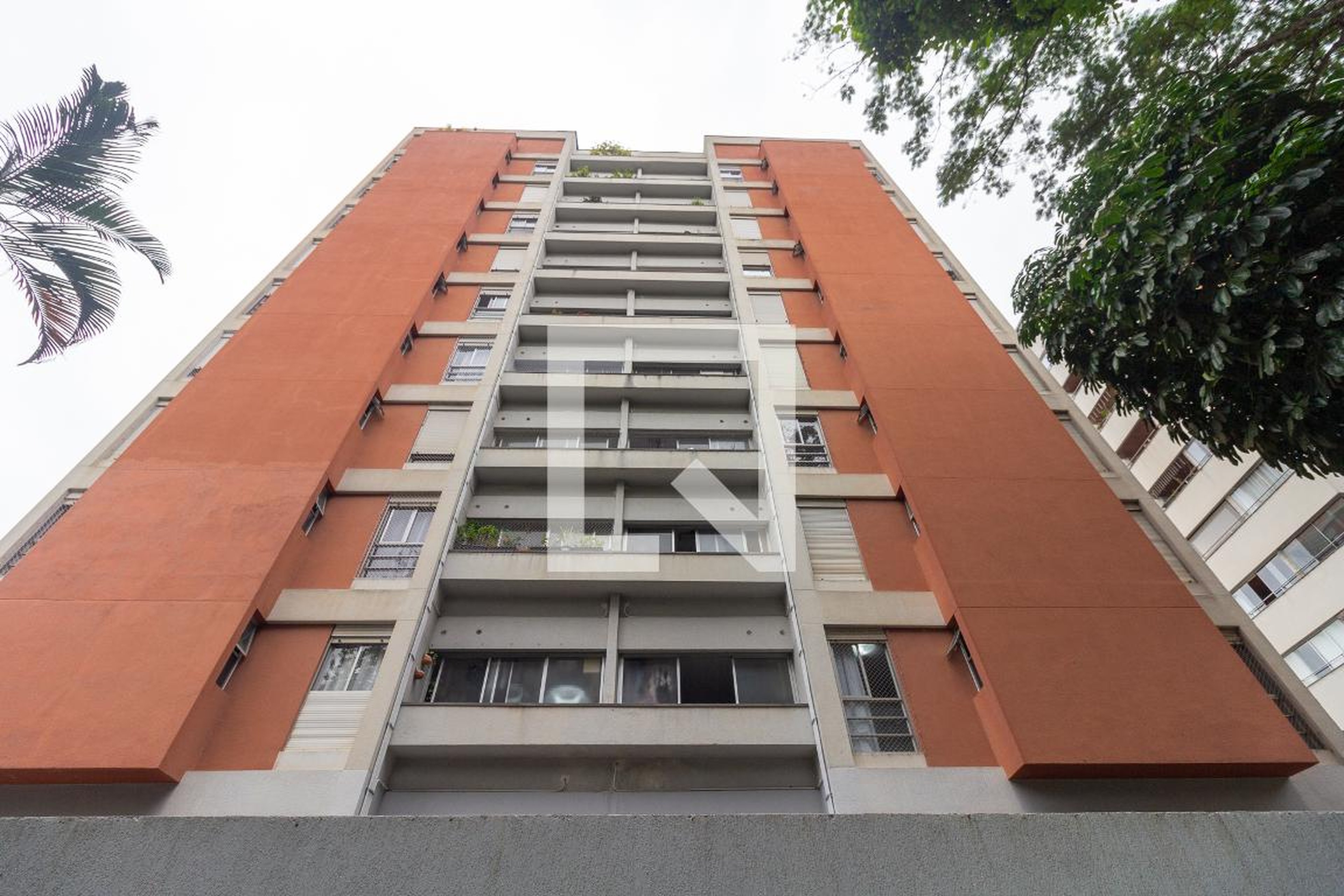 Fachada do Prédio Condomínio Castanheiras