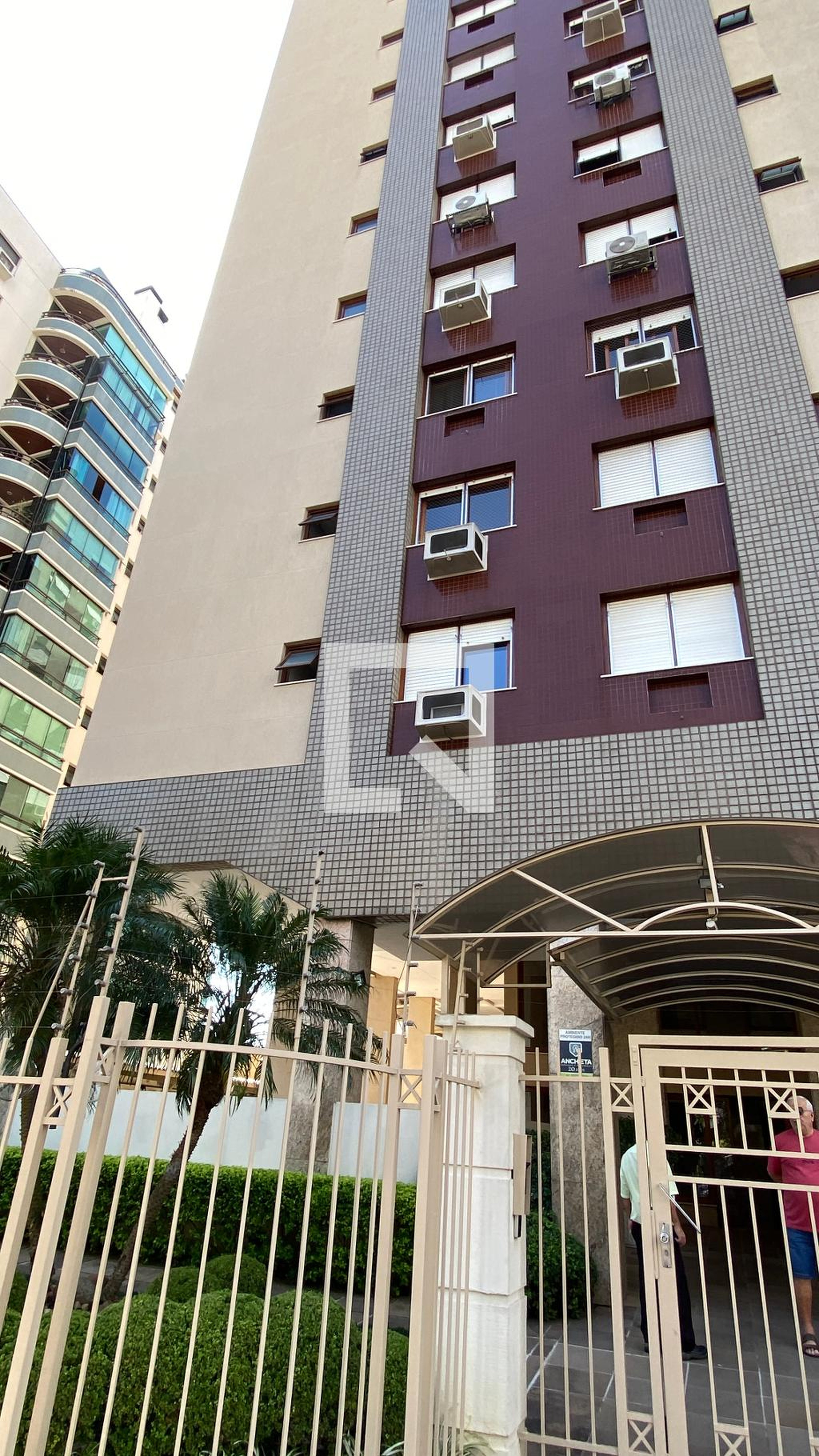 Fachada do Prédio Condomínio Ponta das Pedras