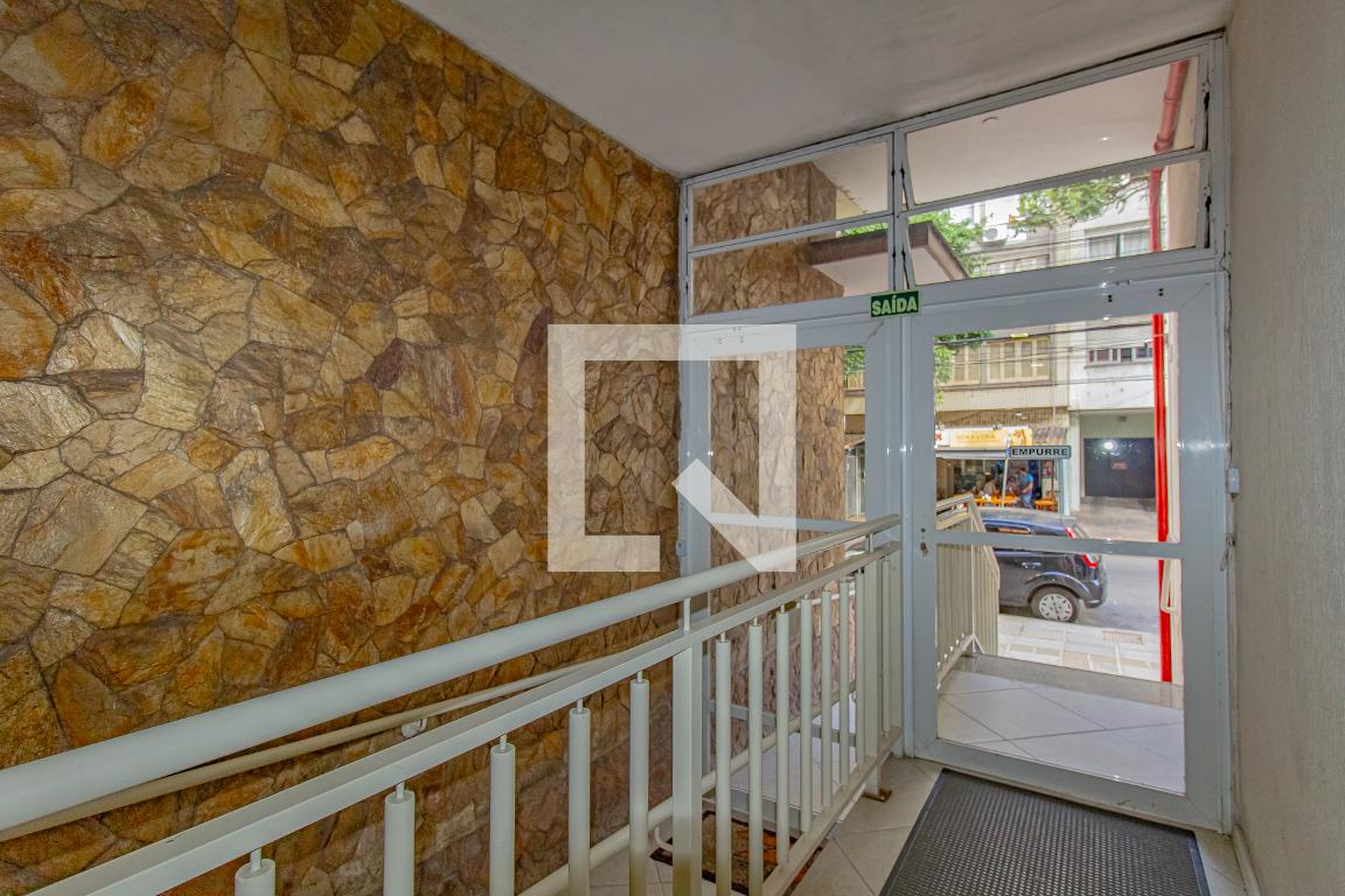 Condomínio - Edifício Carlos Hecker