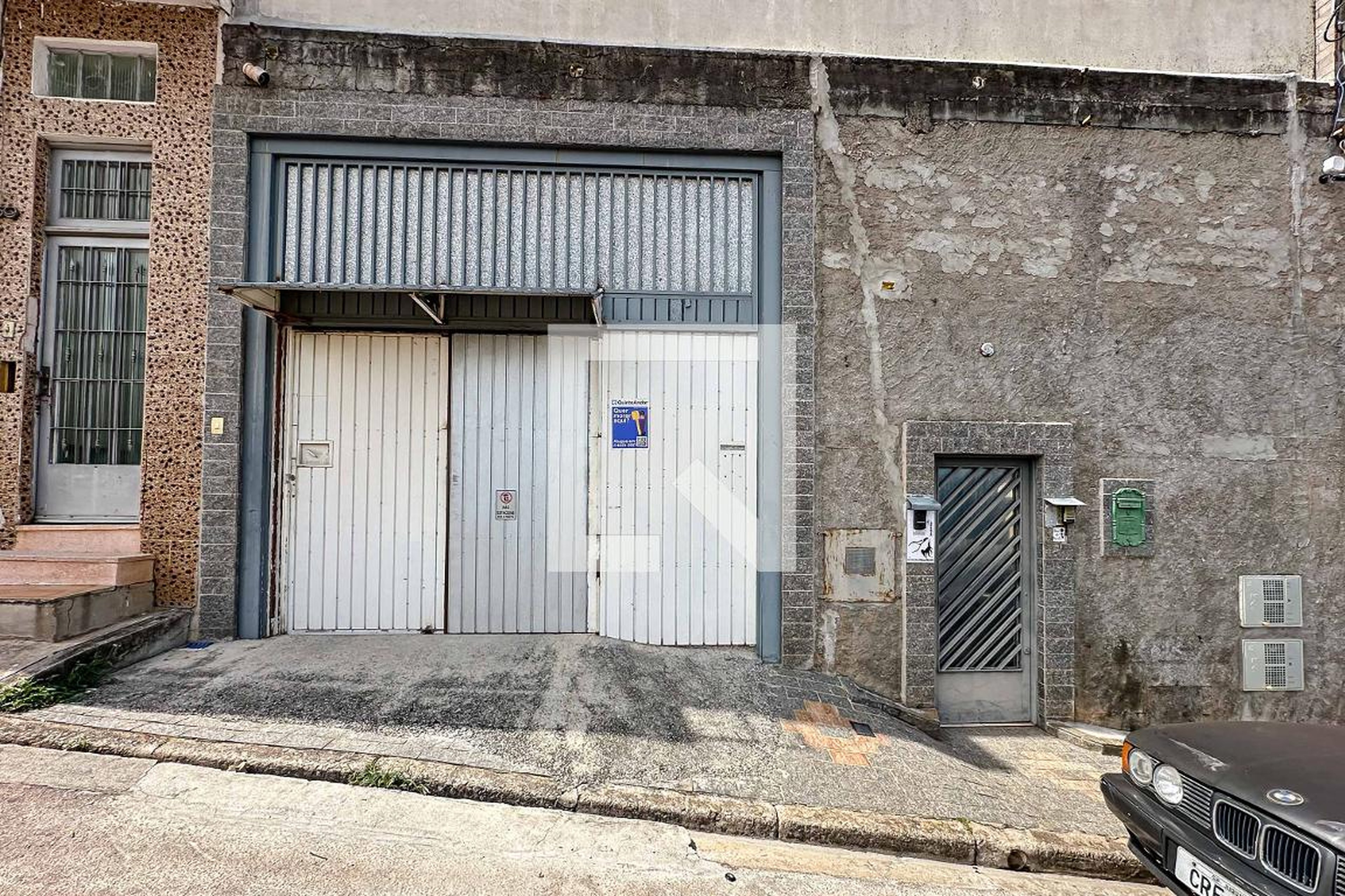 Fachada Condomínio em Rua Gregório dos Santos, 63