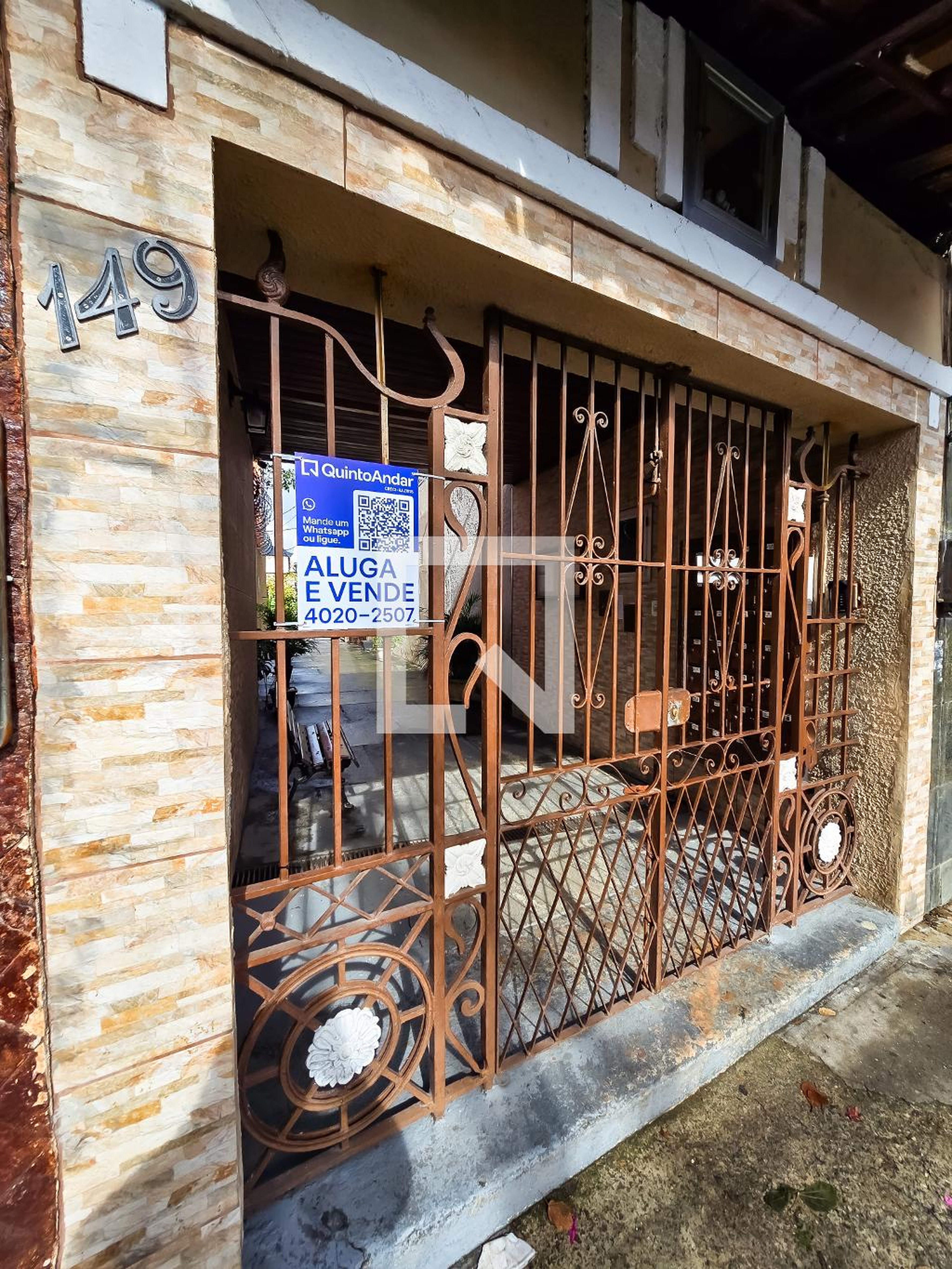 Fachada Condomínio em Rua Leopoldina, 149