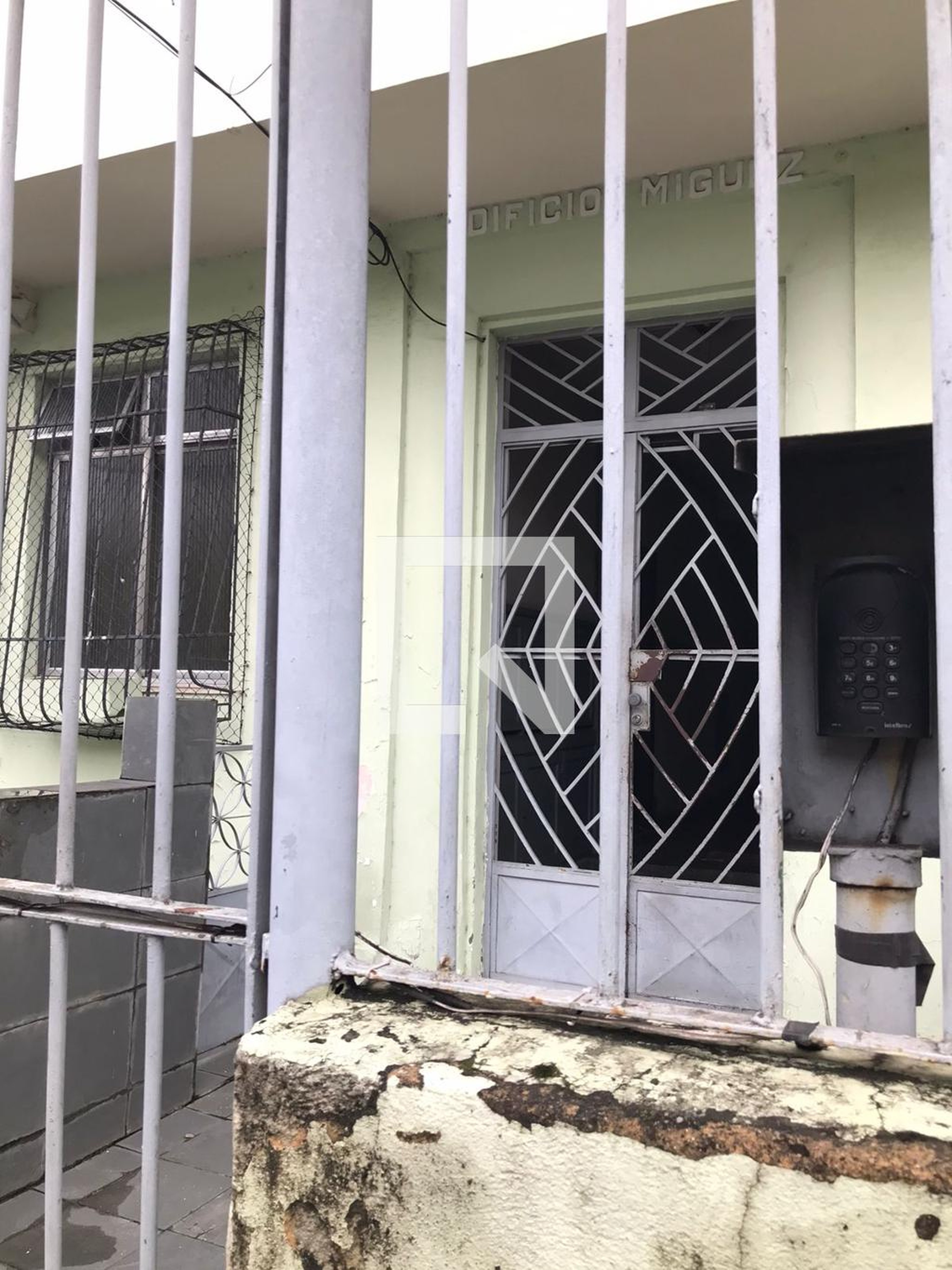 Fachada do Prédio Condomínio em Rua Heitor Carrilho, 101