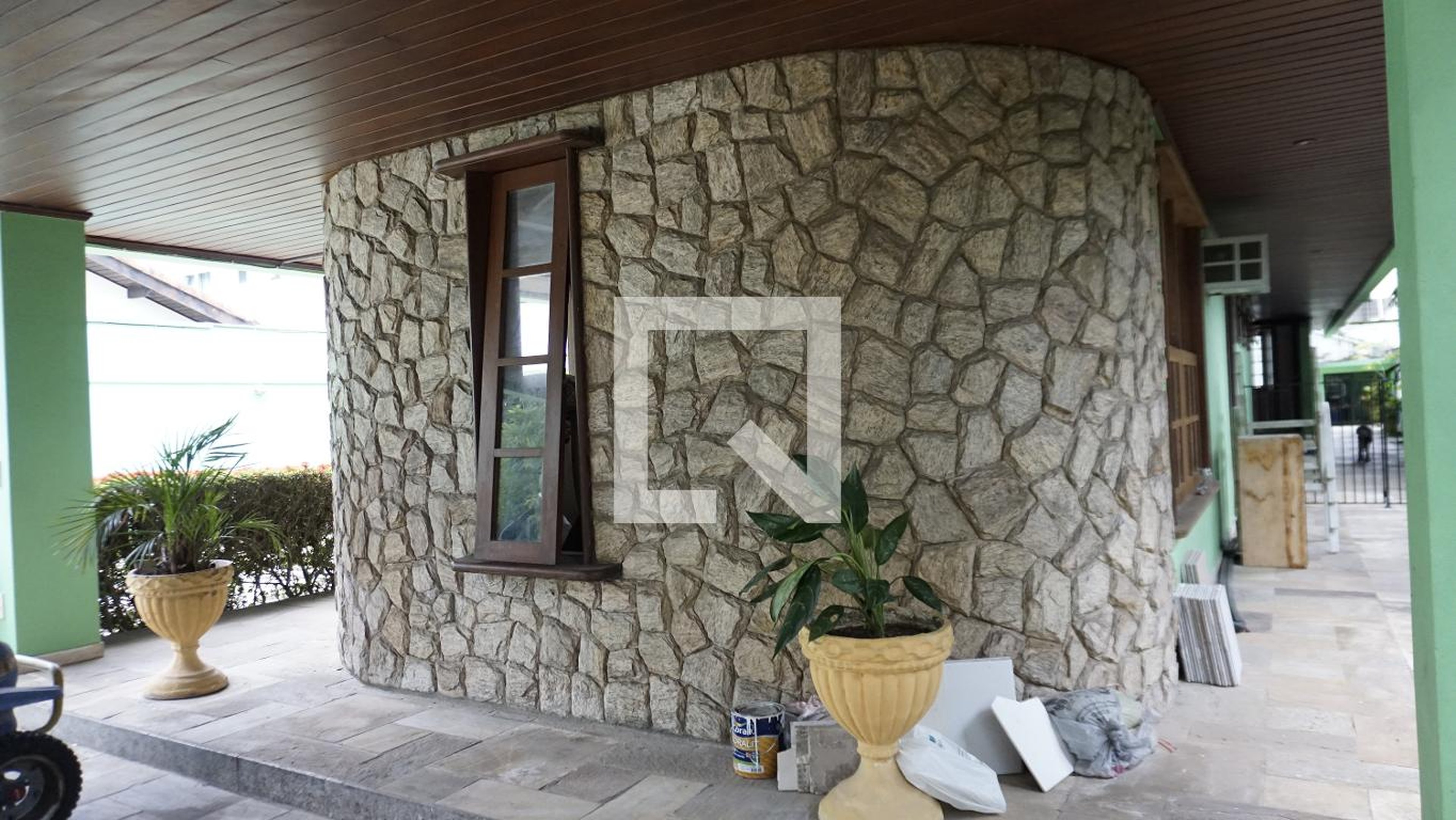 Área comum Condomínio em Estrada do Guanumbi, 100