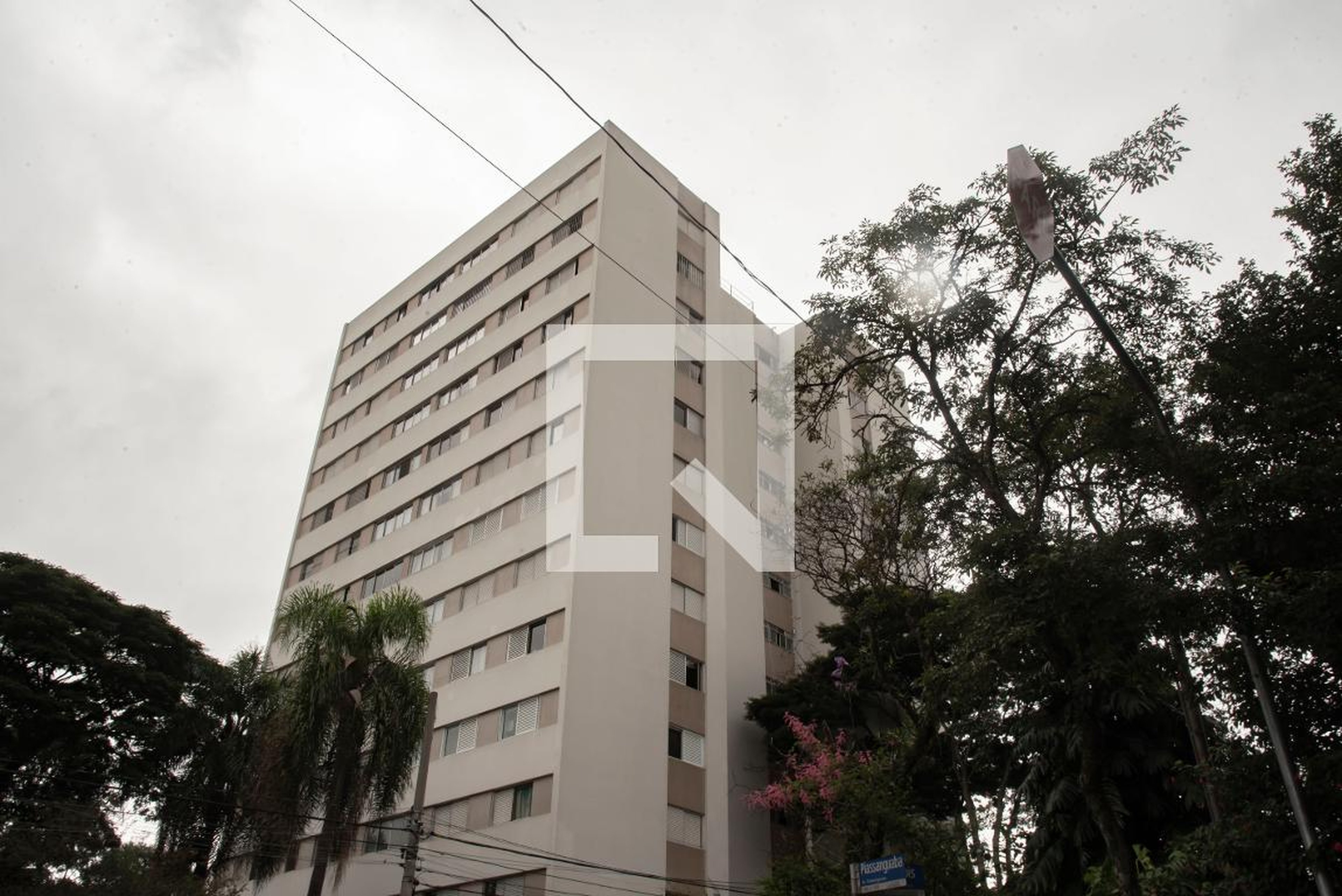 Fachada Condomínio Maison Des Alpes