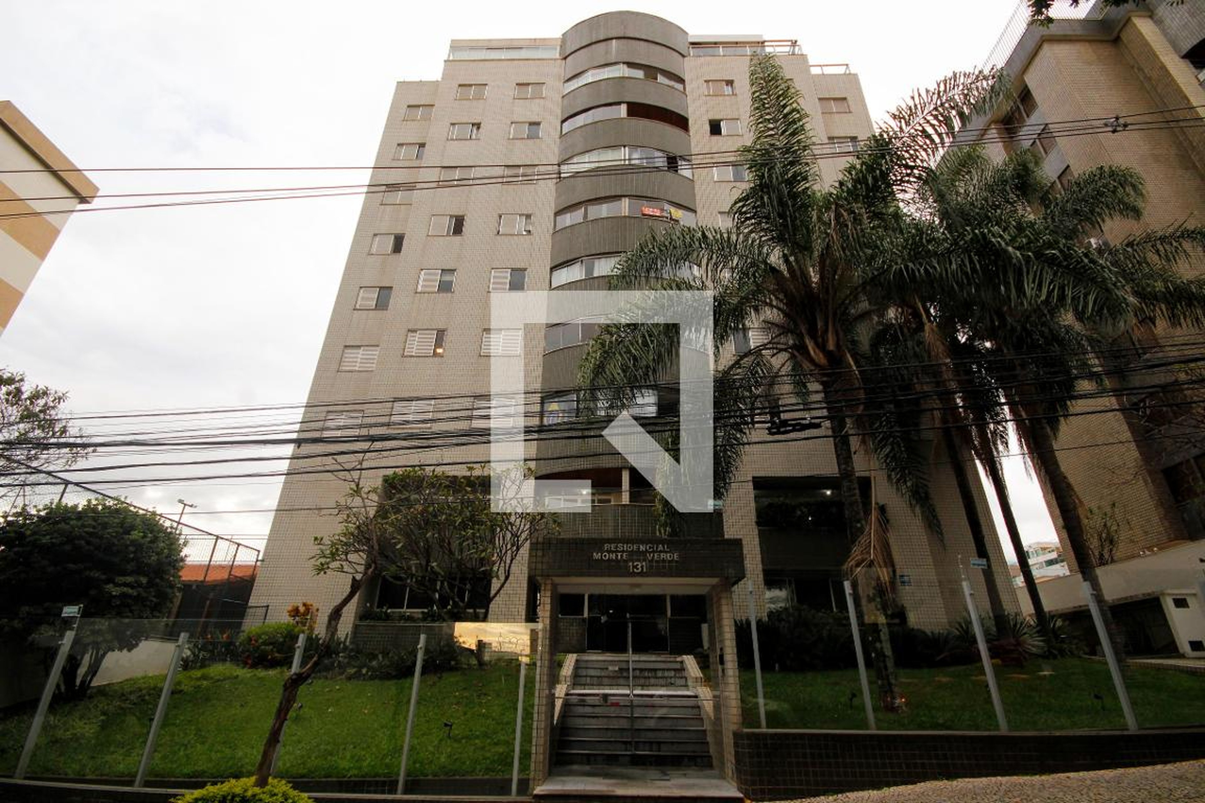 Fachada Residencial Monte Verde