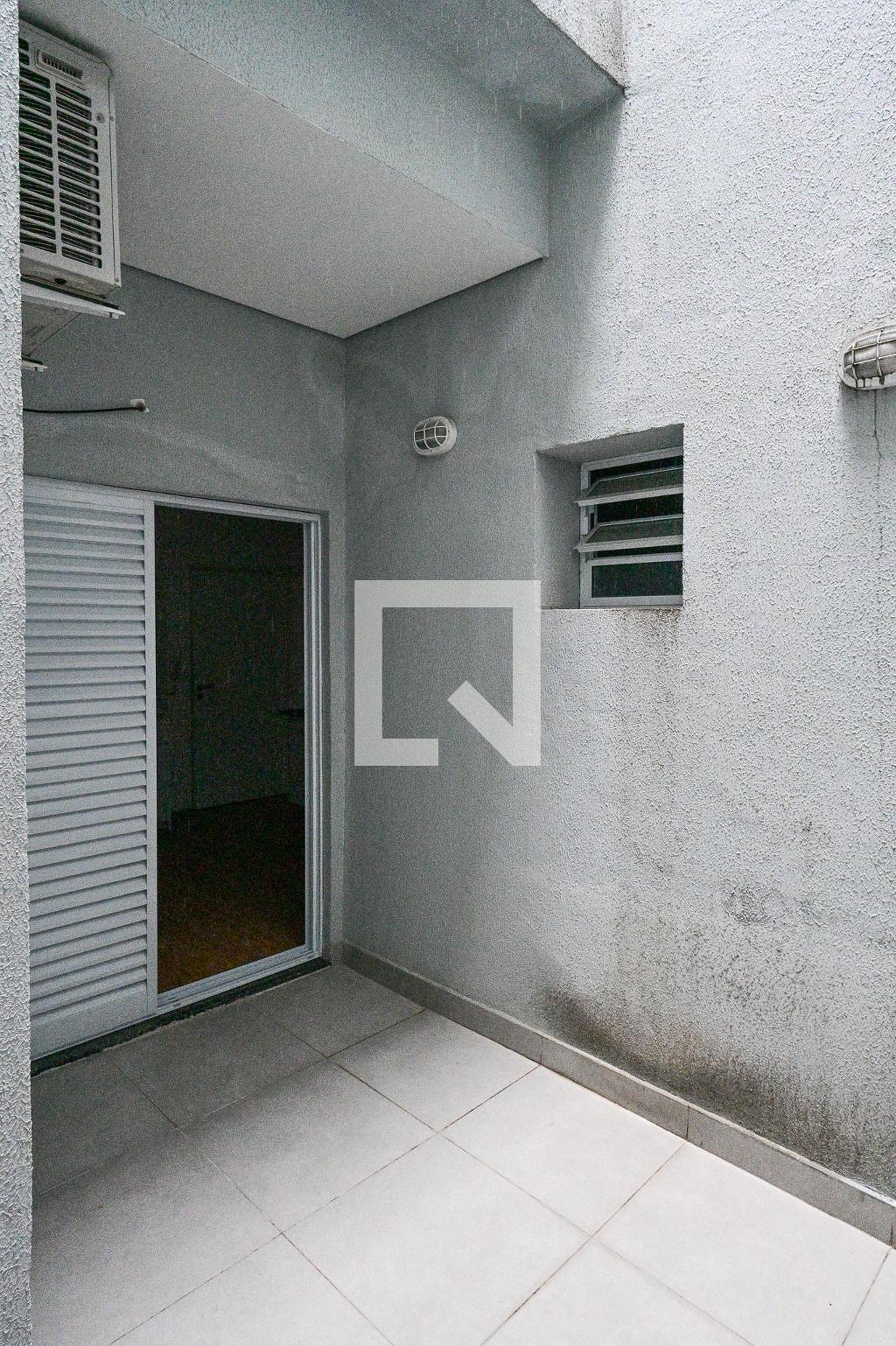 Área Externa - Ba806