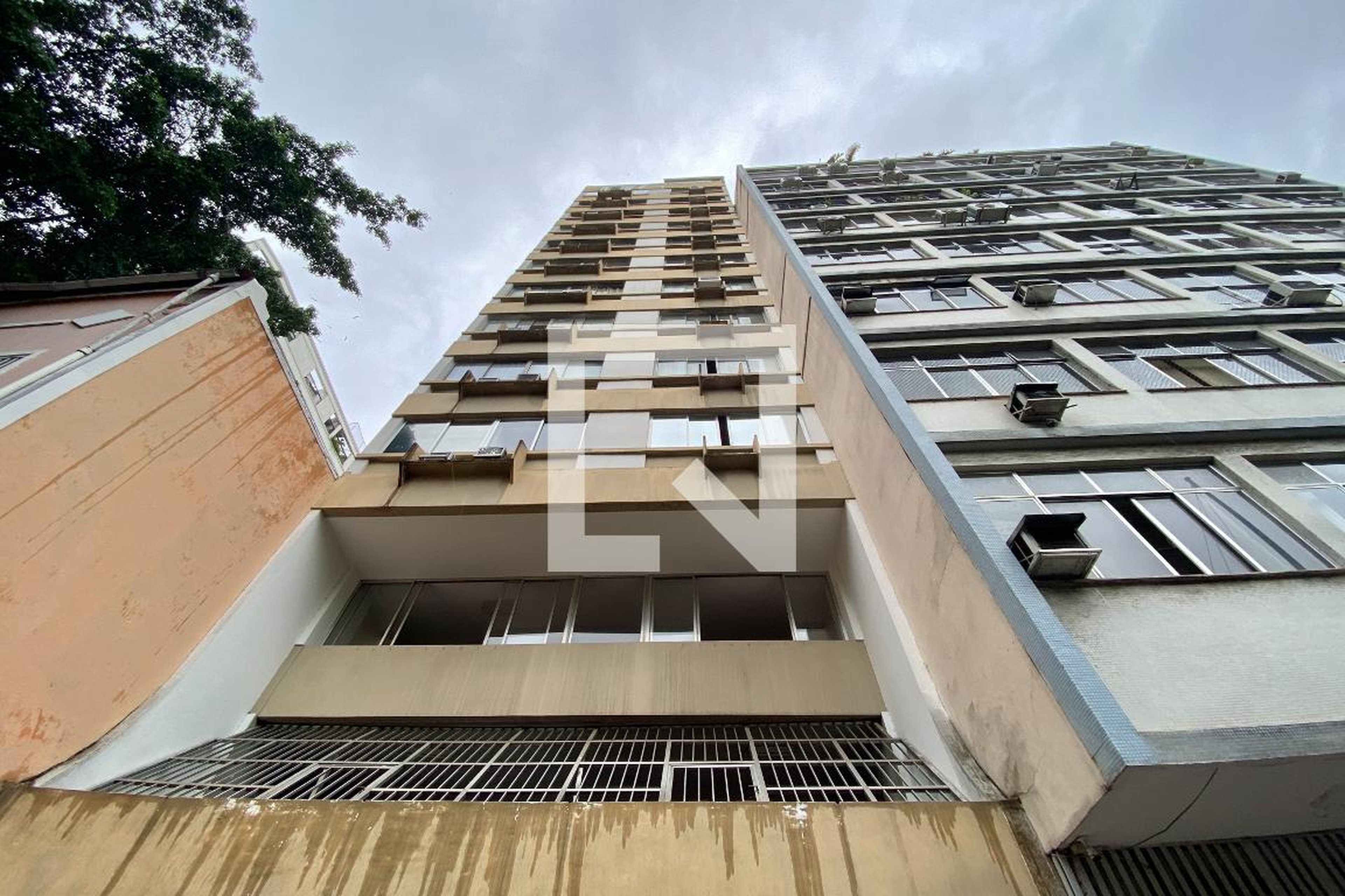 Fachada Edifício Mirian