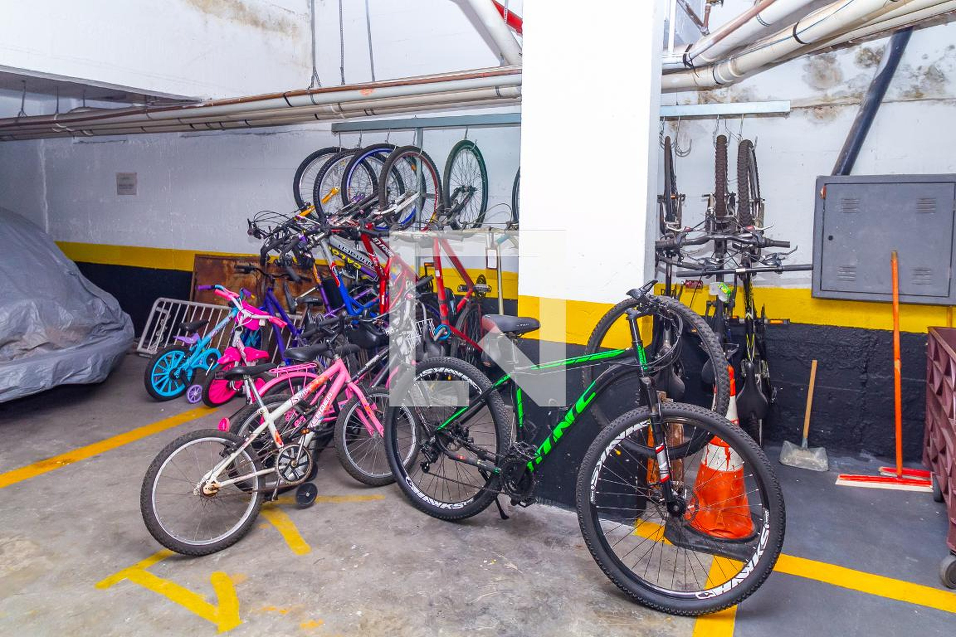 Bicicletário - Lady Lene