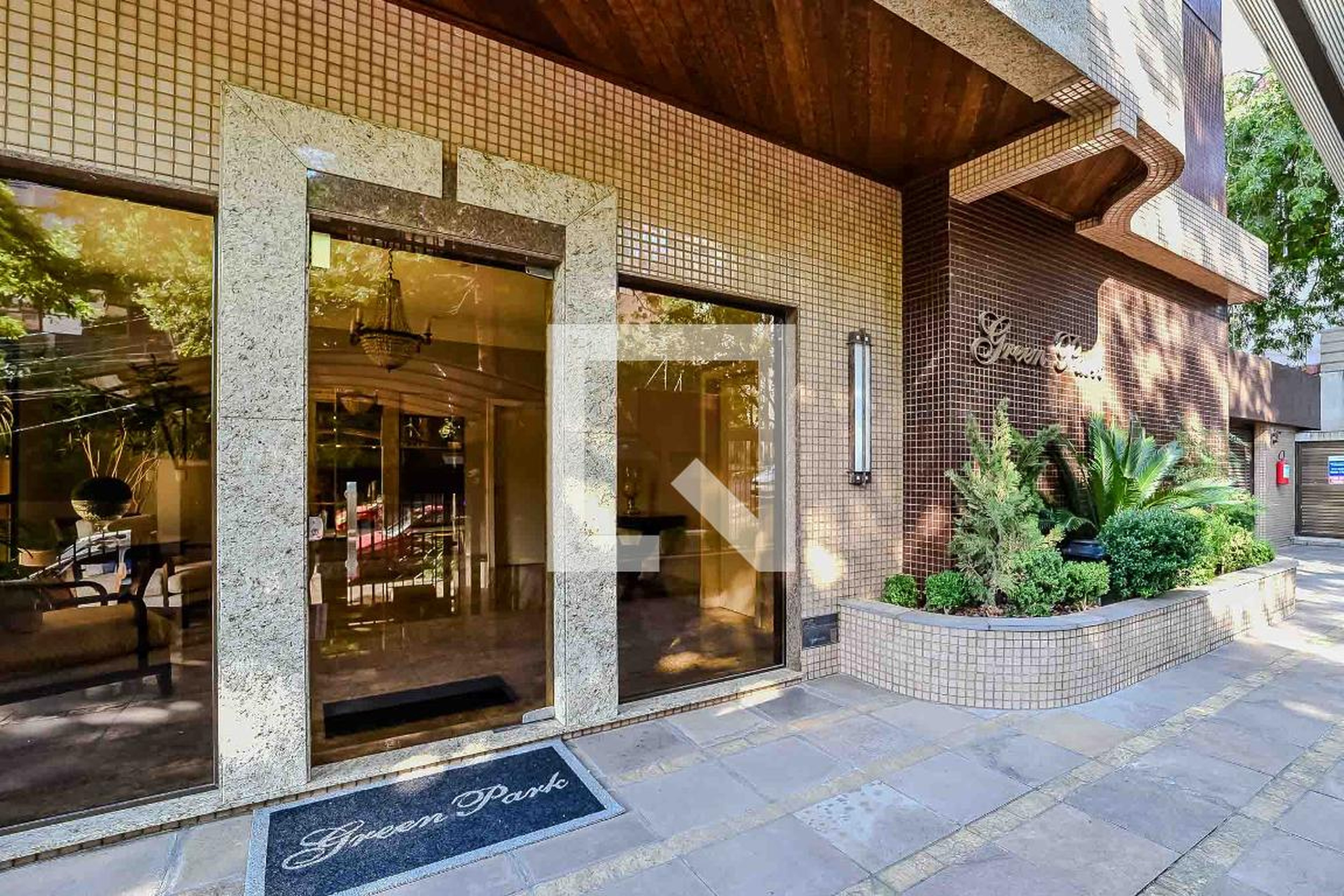 Entrada - Edificio Green Park