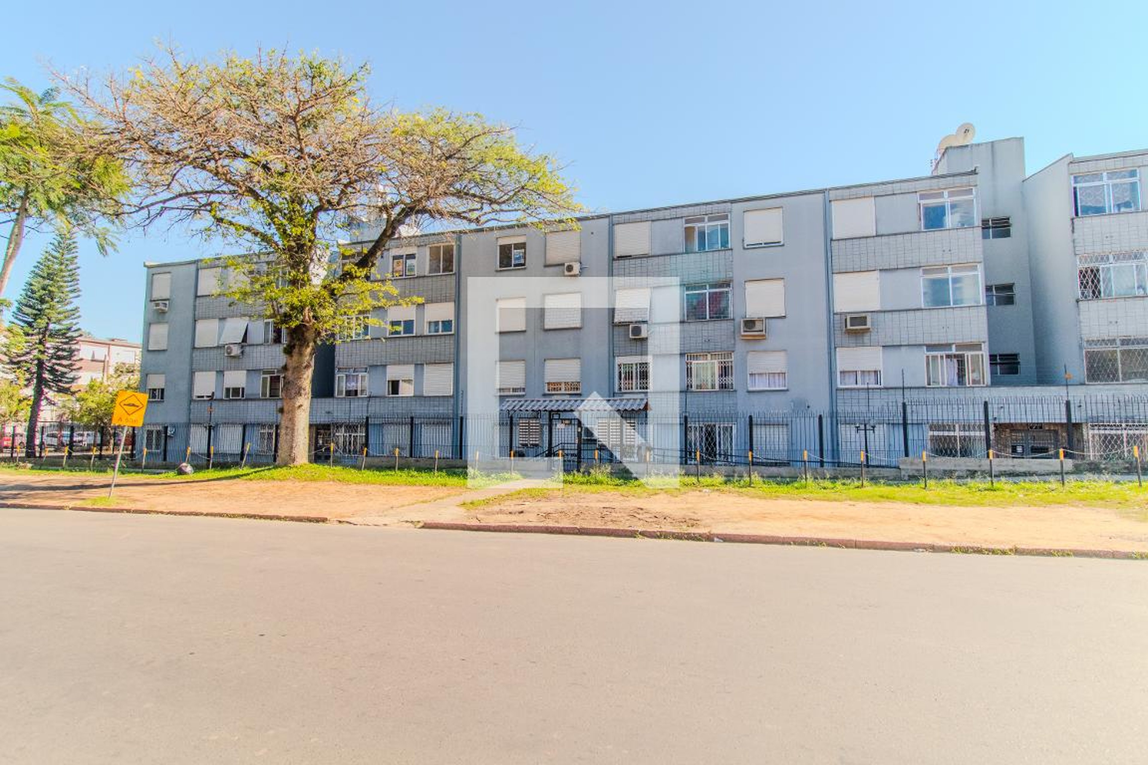 Fachada Condomínio Conjunto Residencial Pinheiros