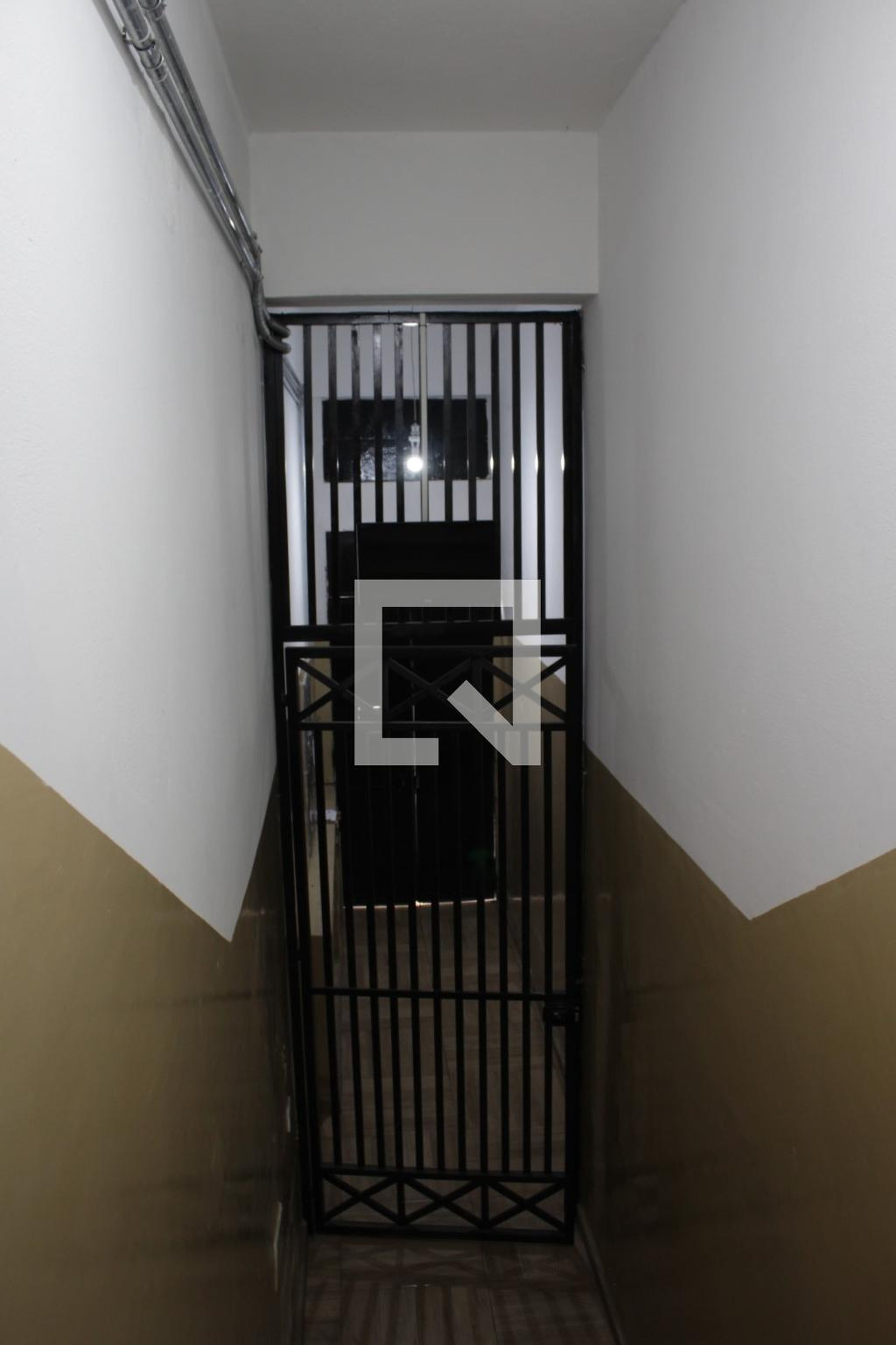 Entrada Condomínio em Rua Hipódromo, 157