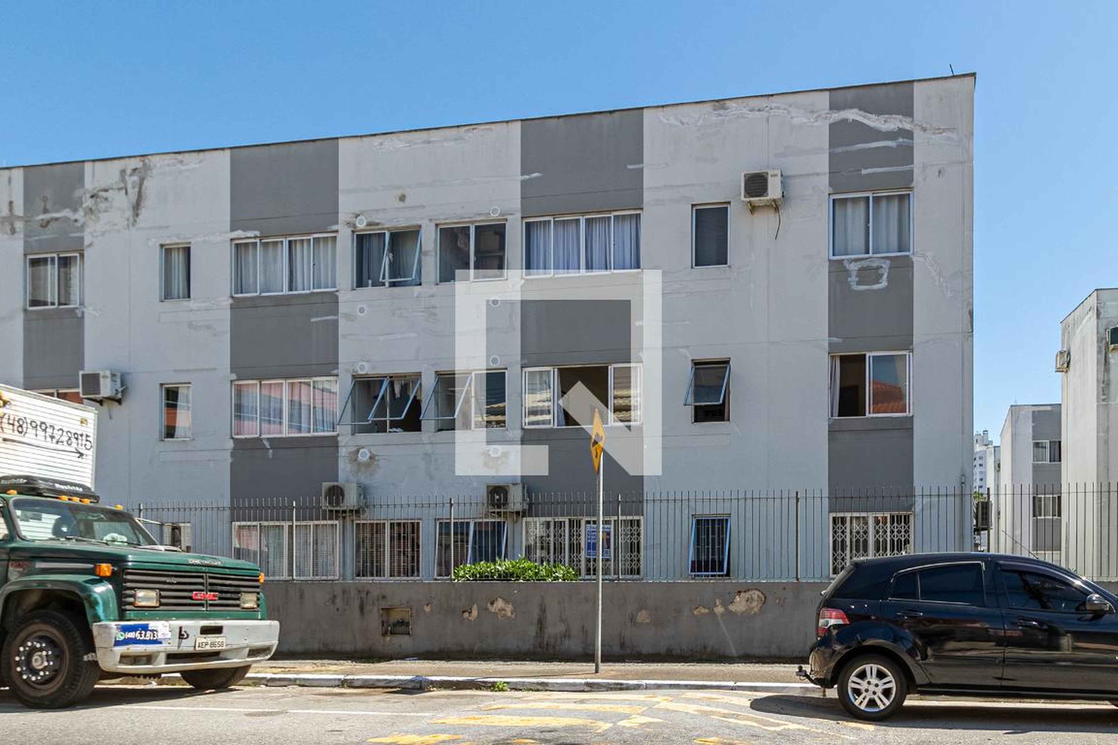 Fachada Condomínio Ed. Andre Maykot