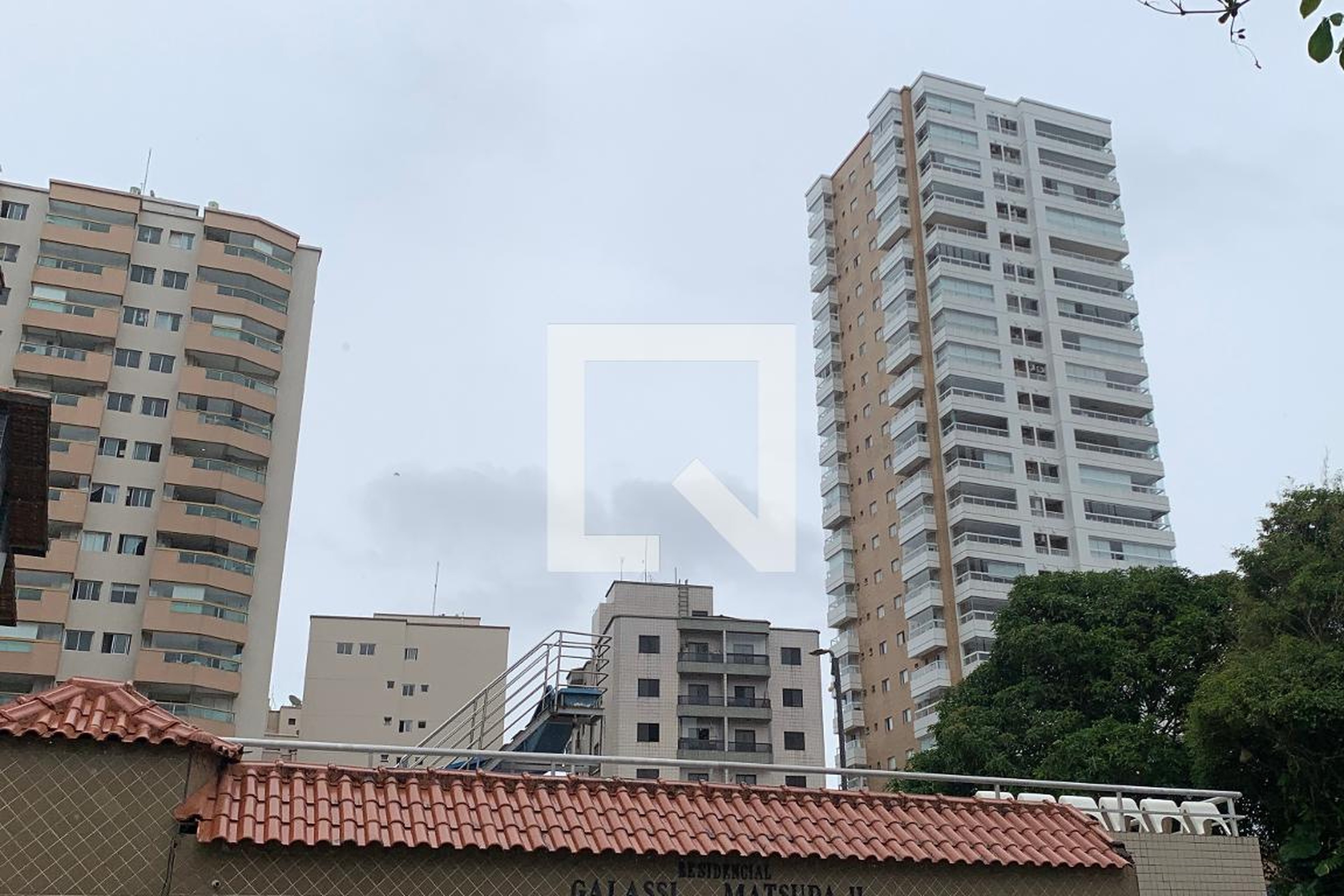 Fachada Condomínio em Avenida Antônio Severiano de Andrade e Silva, 257