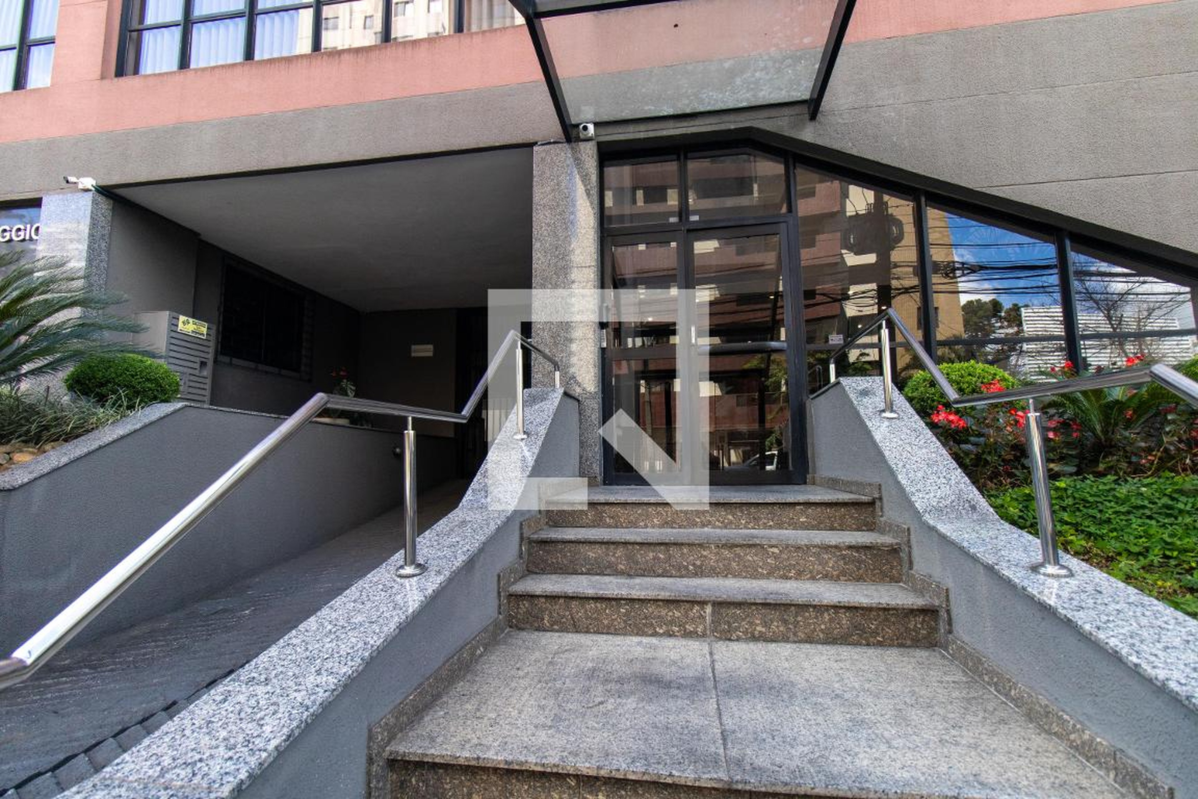 Fachada Condomínio Pomeriggio