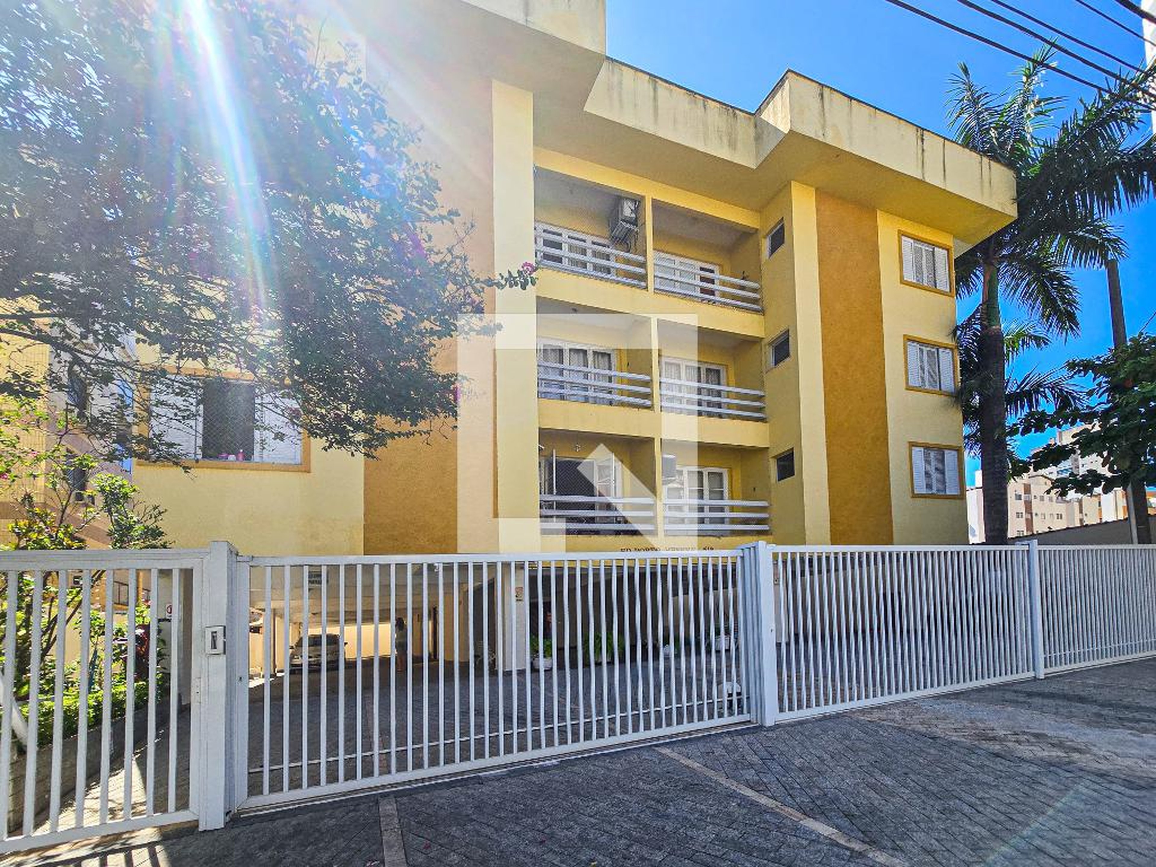 Fachada do Prédio Condomínio em Avenida Almirante Tamandaré, 519