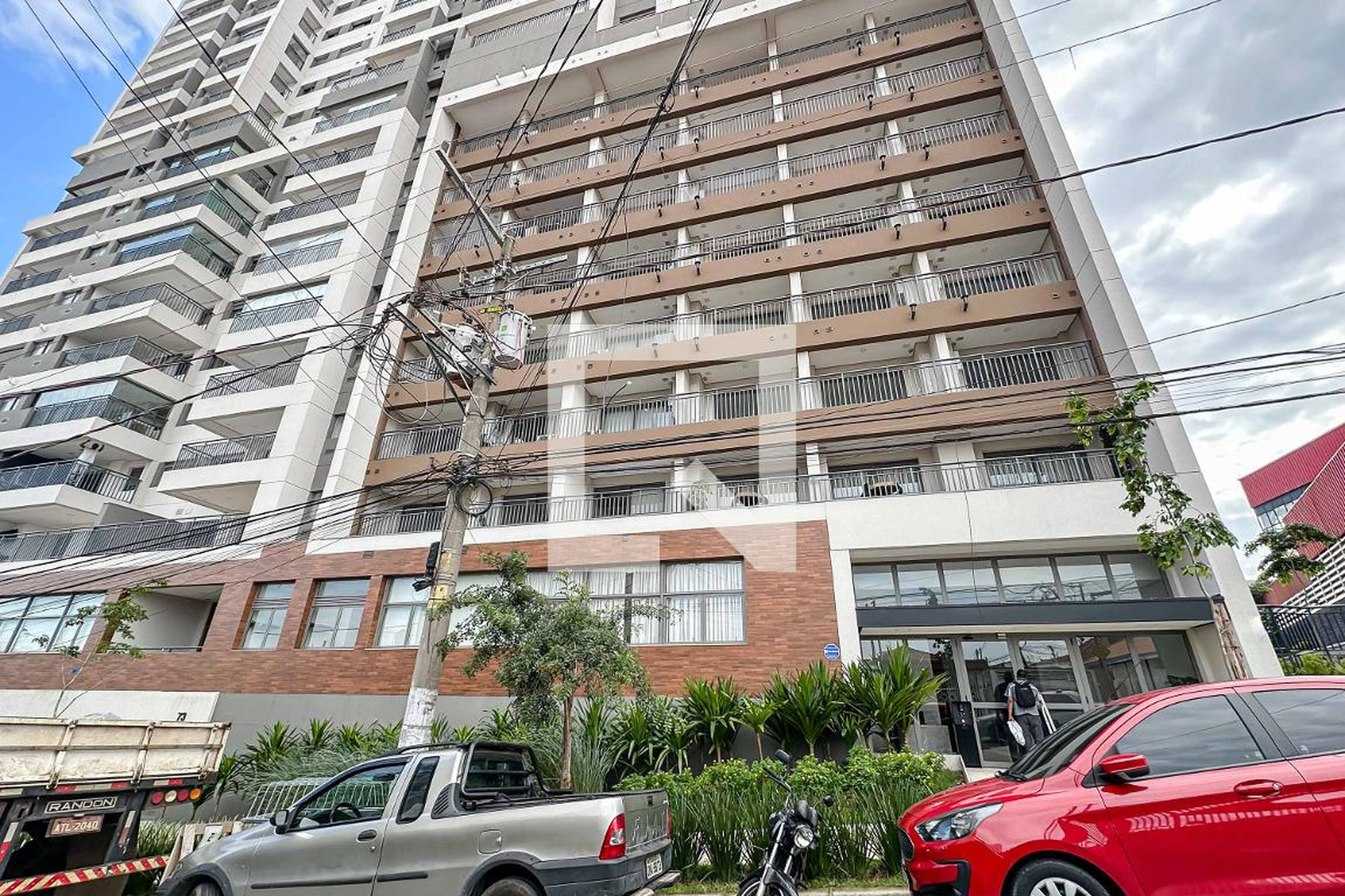 Fachada do Prédio Condomínio em Avenida Álvaro Machado Pedrosa, 87