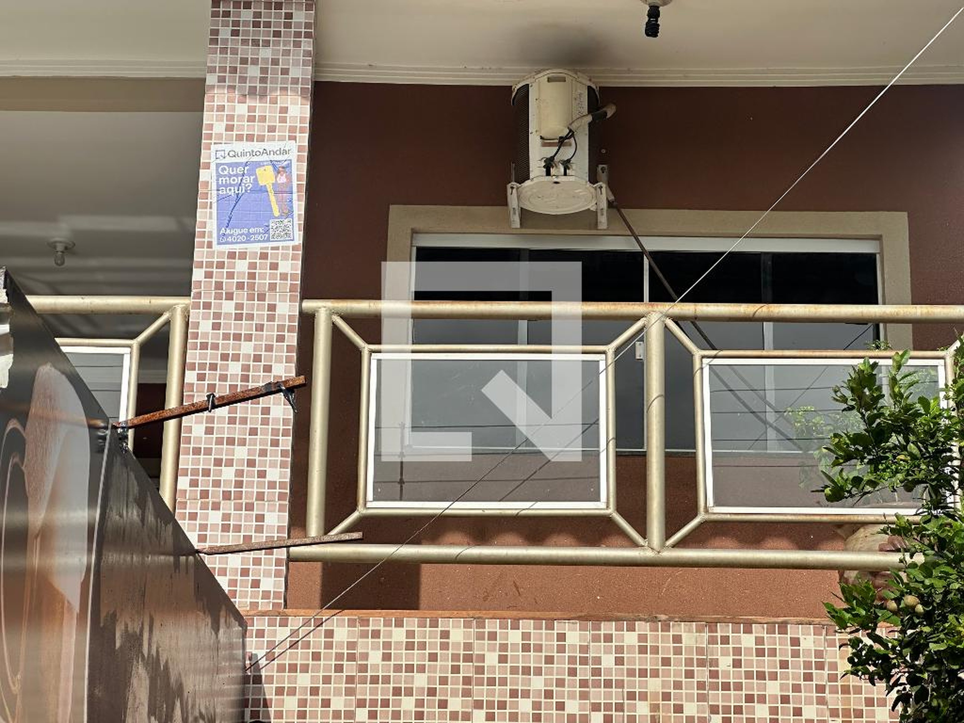 Fachada Condomínio em Avenida Orlando Marques de Abreu, 17