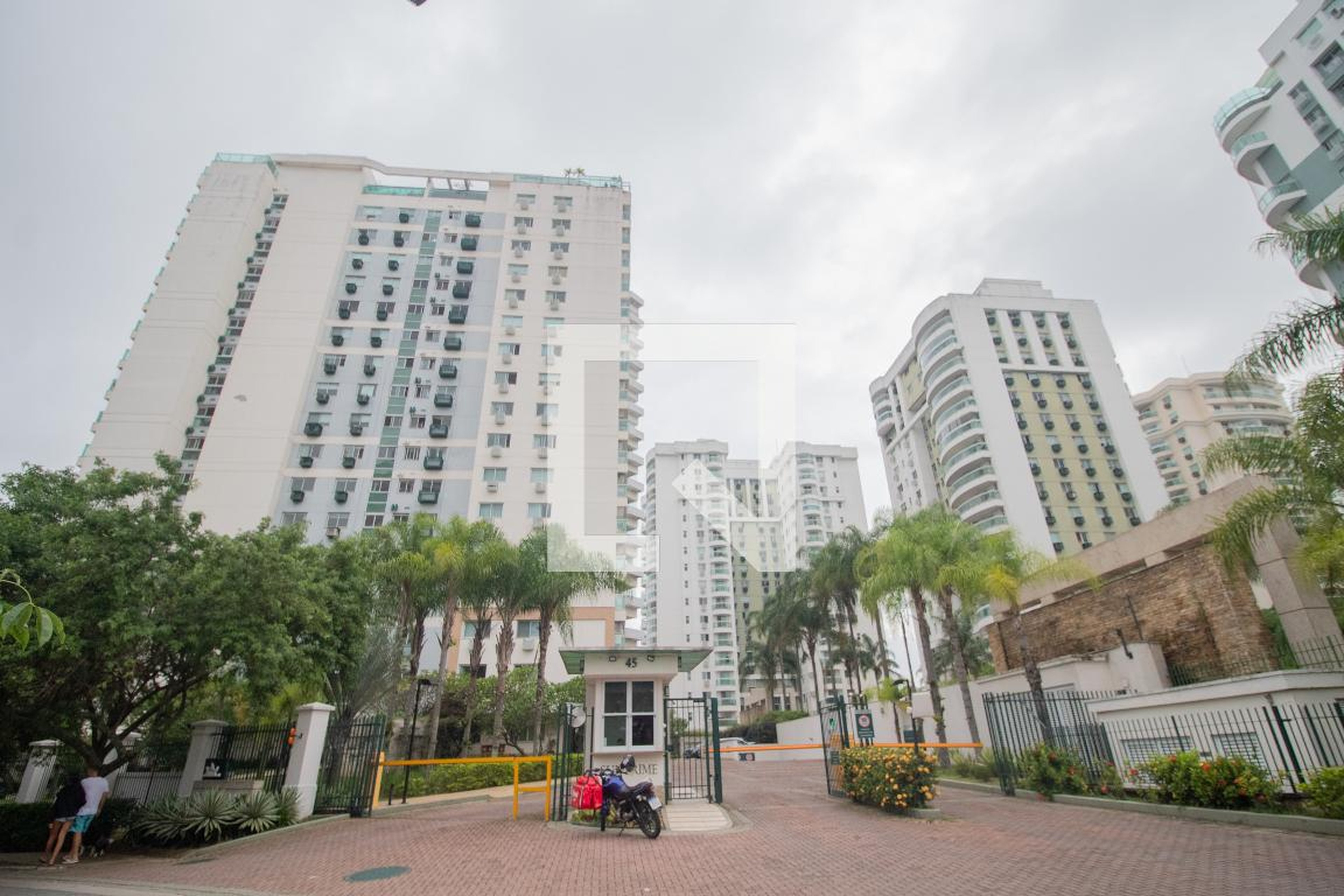 Fachada do Prédio Condomínio Americas Park