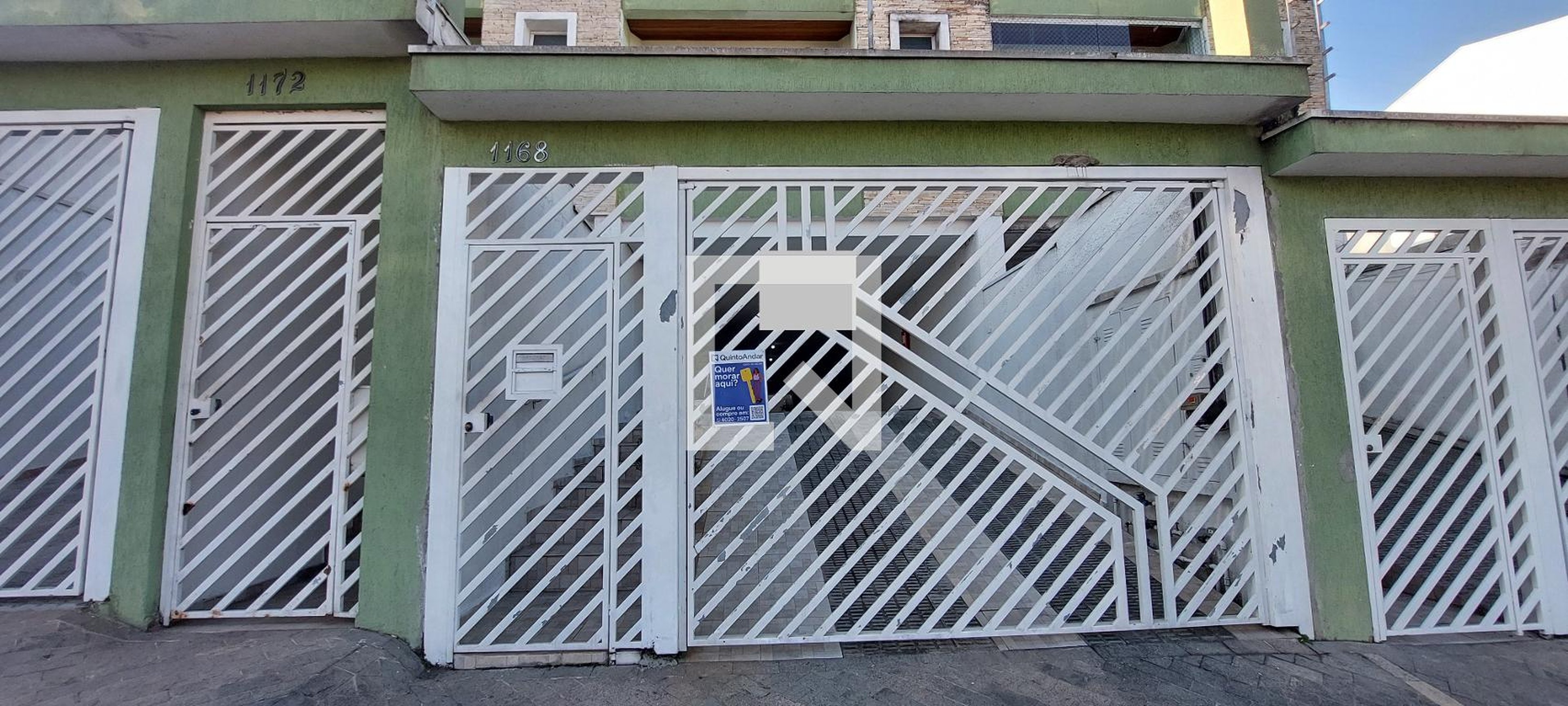 Fachada Condomínio em Rua das Monções, 1168