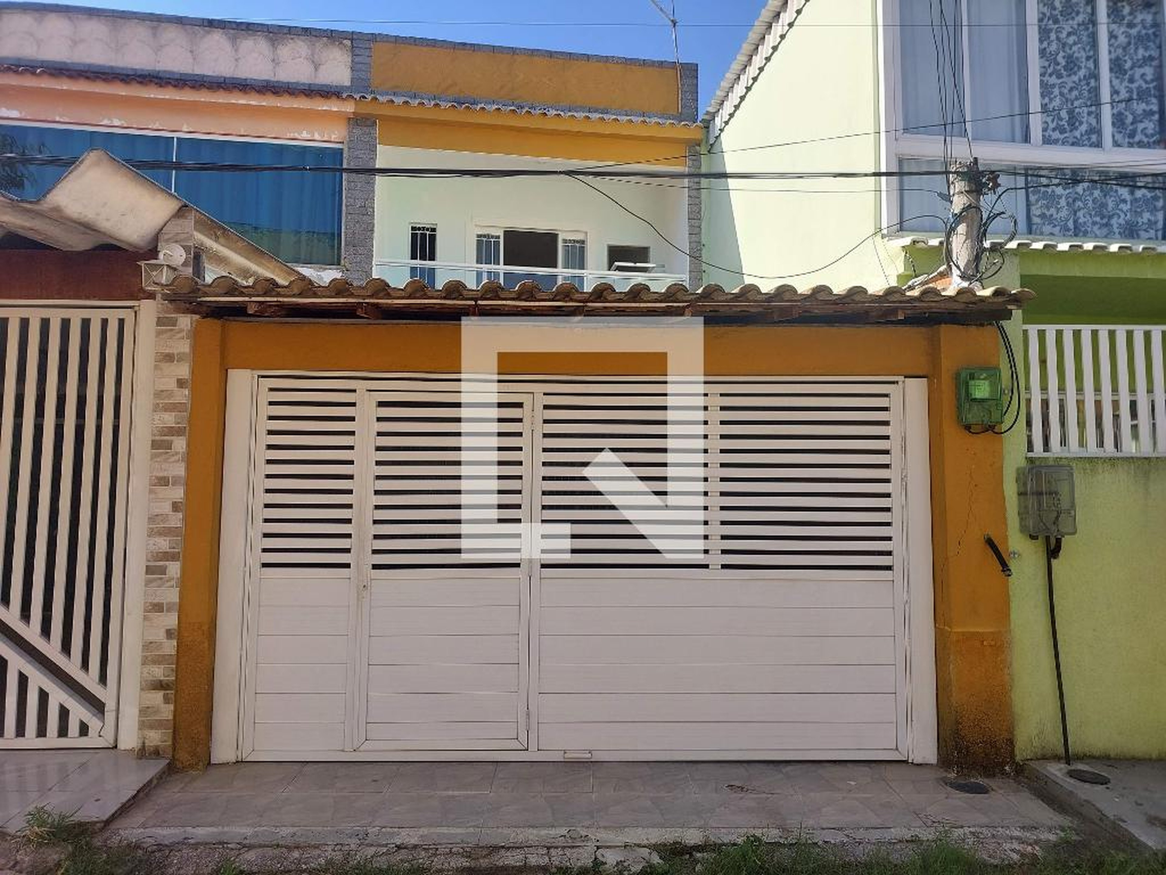 Fachada Condomínio em Rua Barros Peixoto, 506