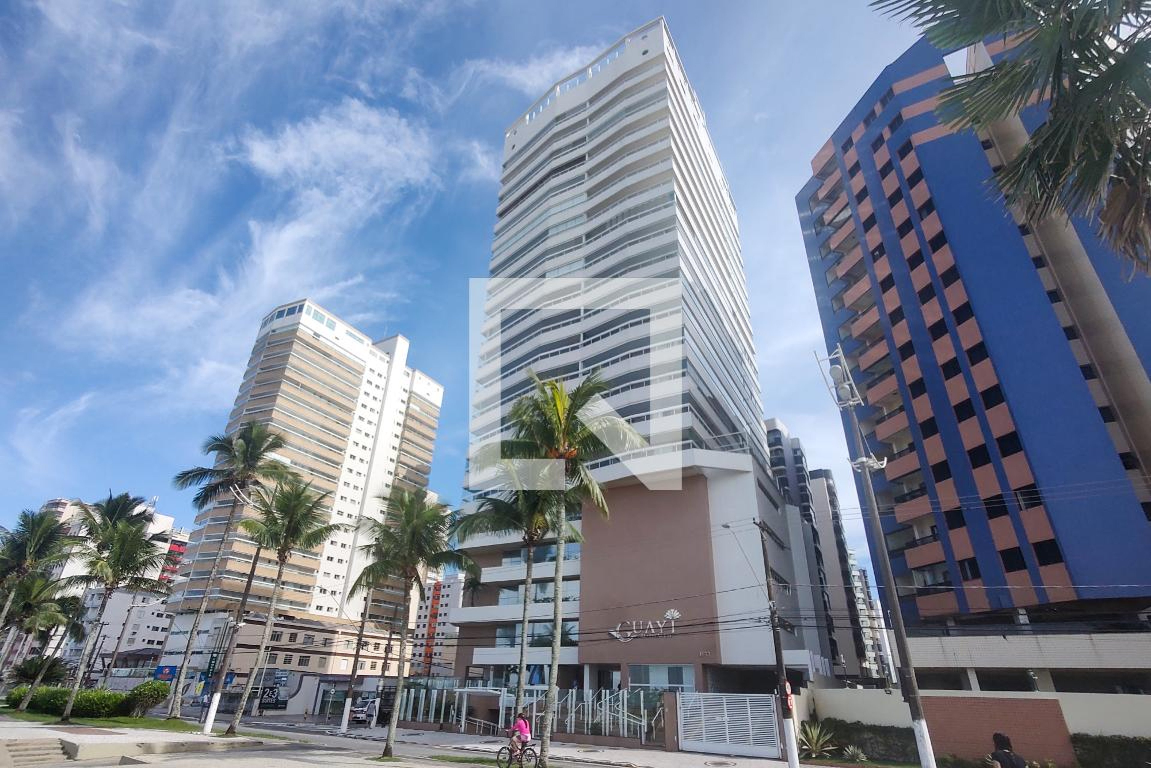 Fachada do Prédio Condomínio Guayi