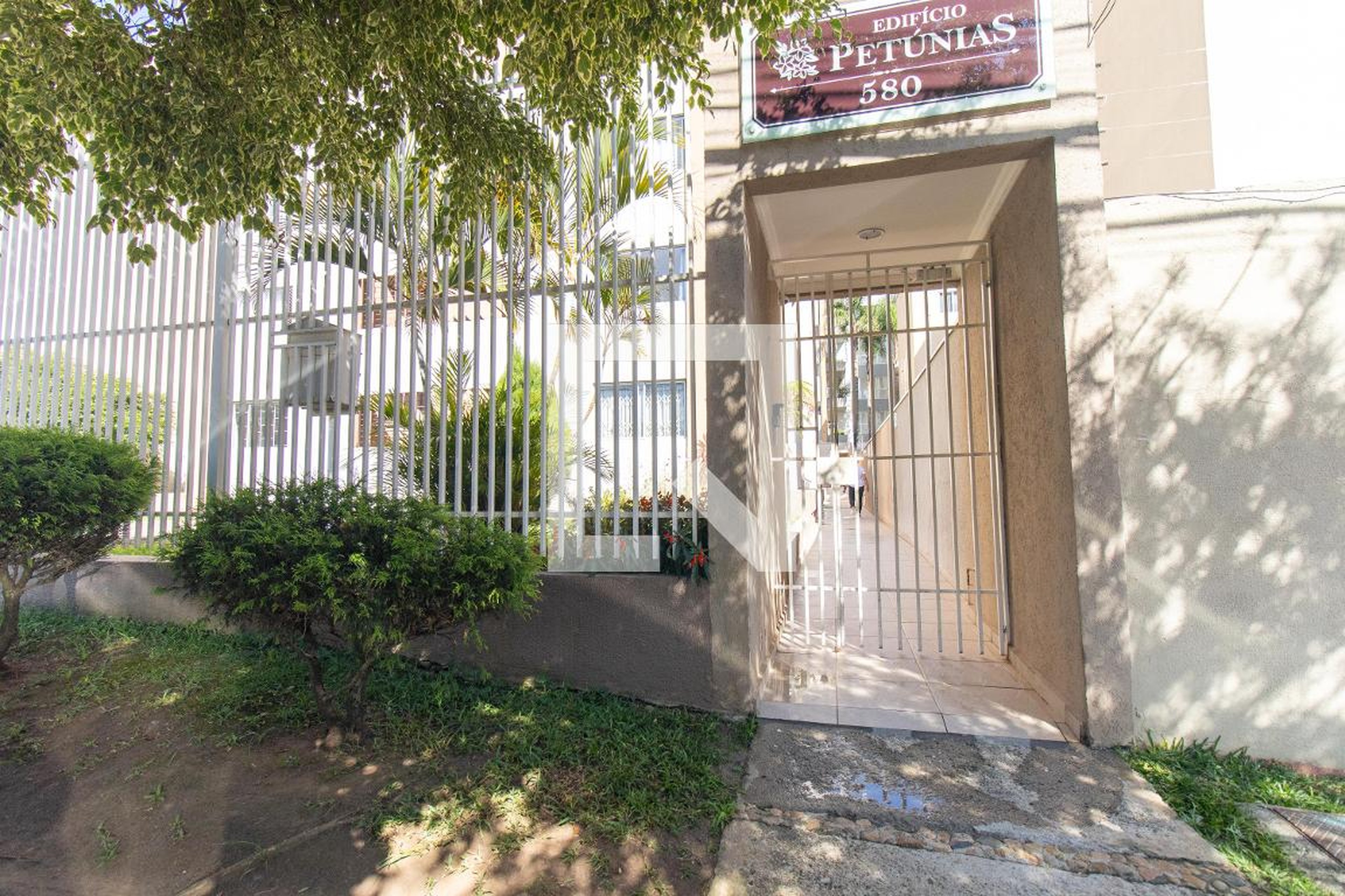 Fachada do Condomínio Condomínio em Rua São Mateus, 580