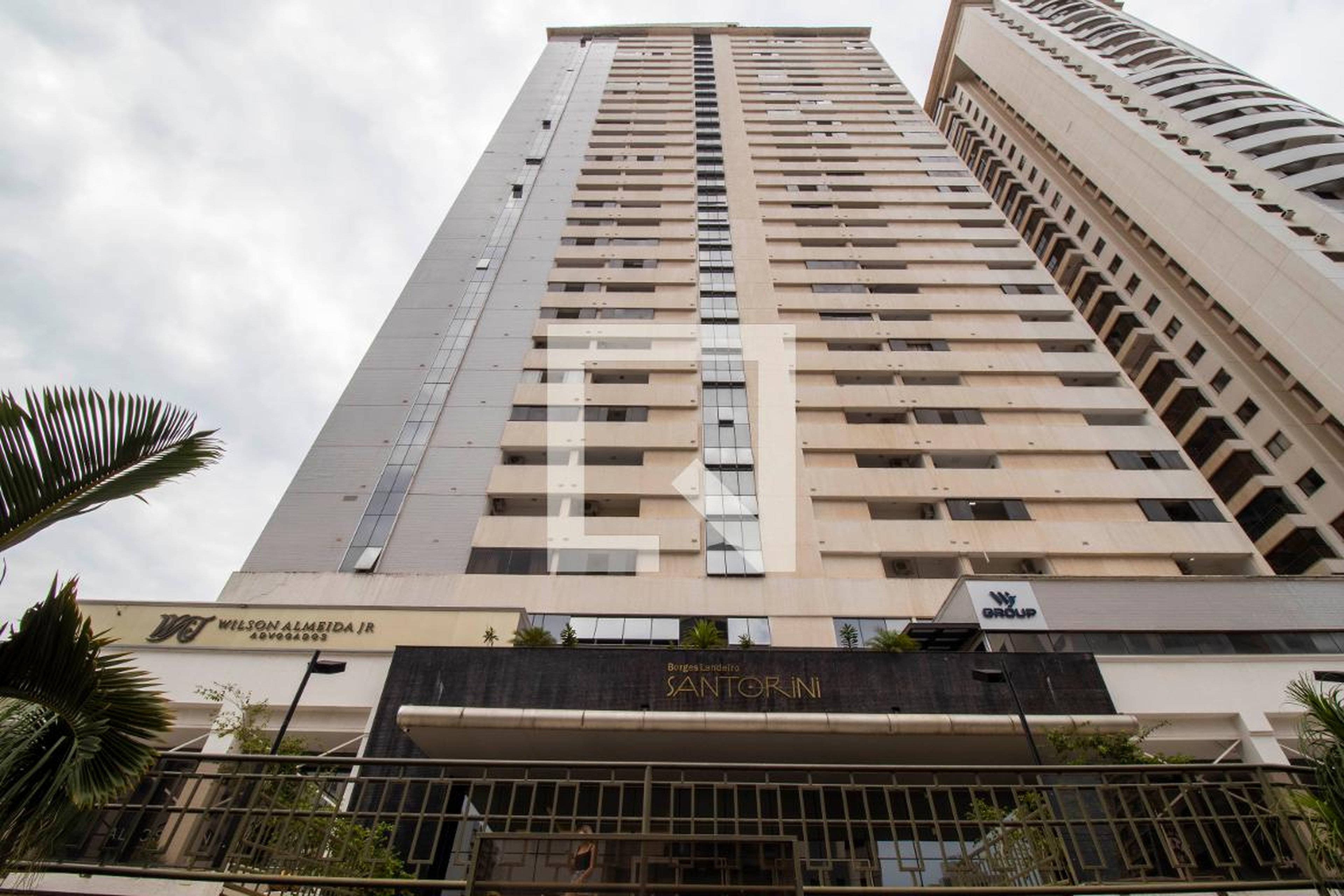 Fachada Condomínio em Avenida T-13, 11