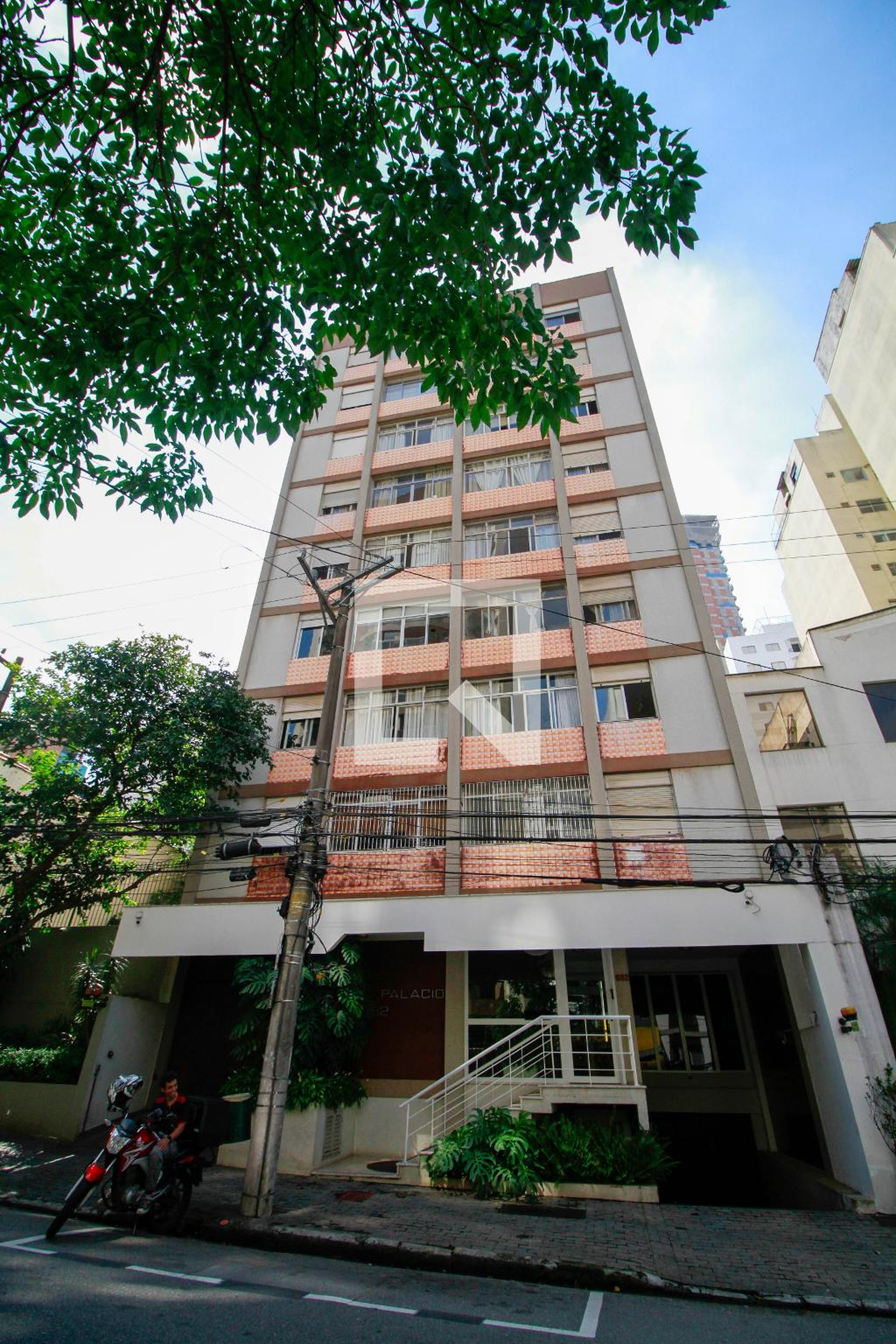 Fachada do Prédio Condomínio Palácios