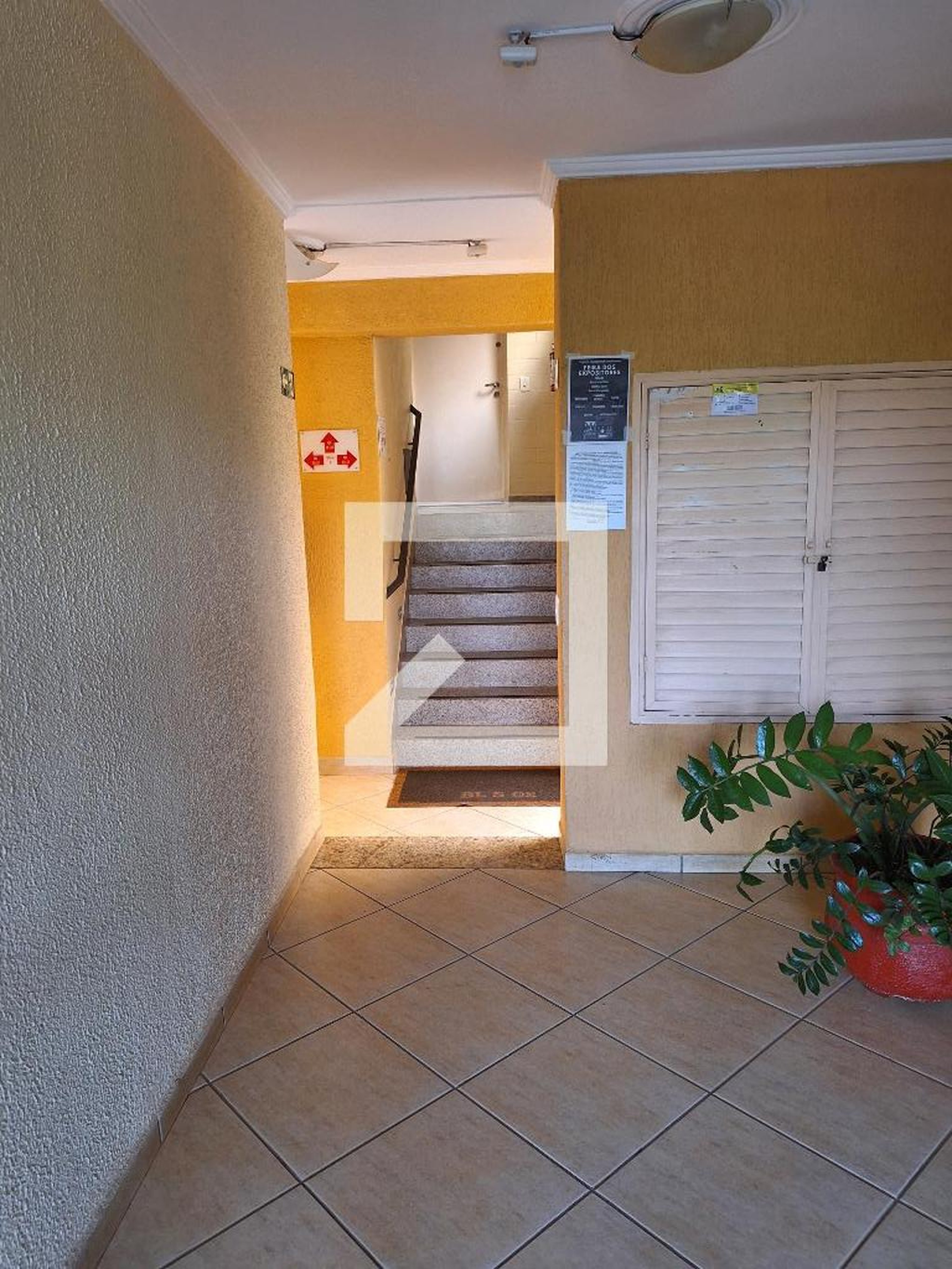 Hall de entrada Condomínio Conjunto Residencial Parque Bandeirantes