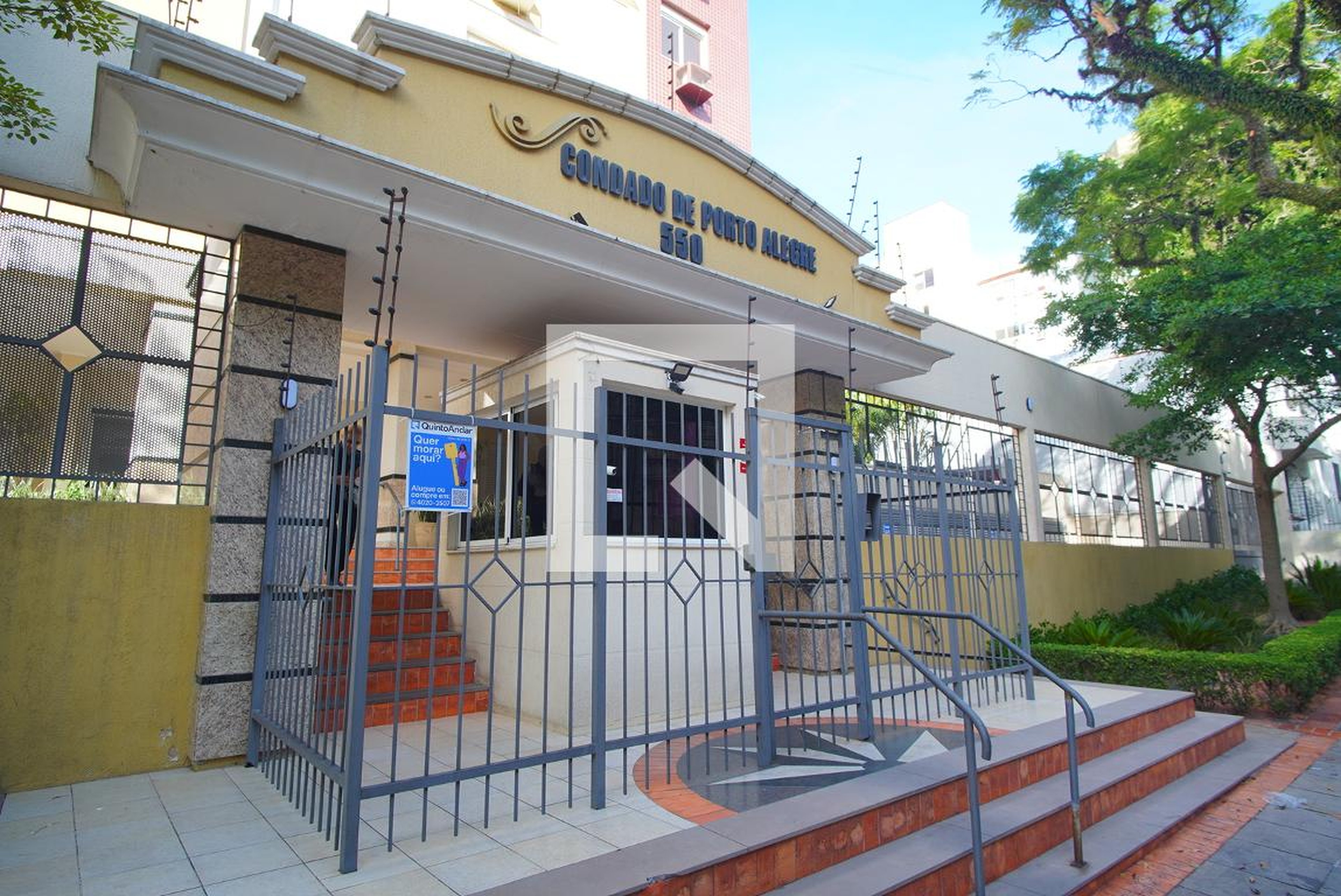 Entrada do prédio - ADO de Porto Alegre