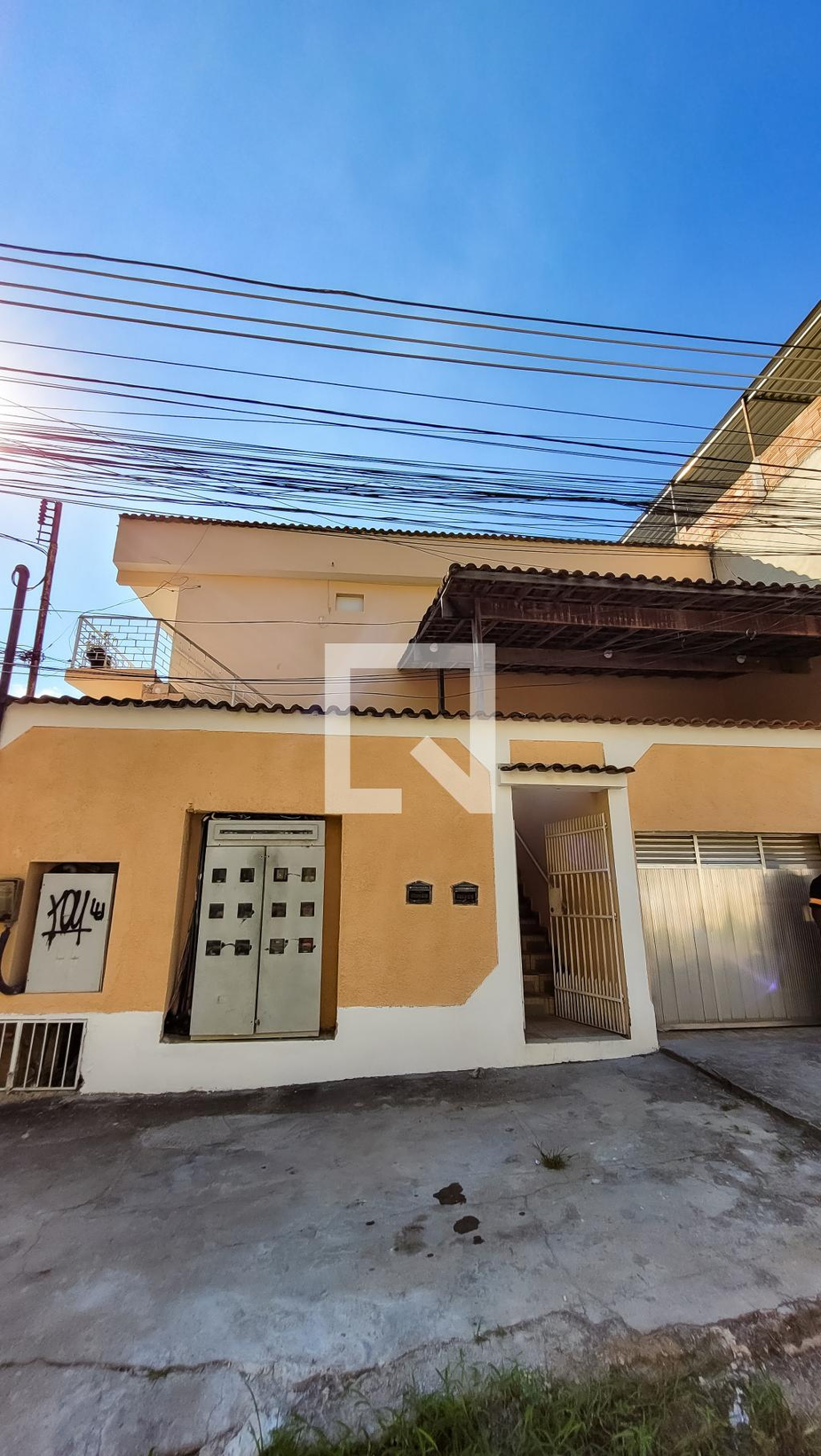 Fachada do Prédio Condomínio em Rua Eulina Ribeiro, 497