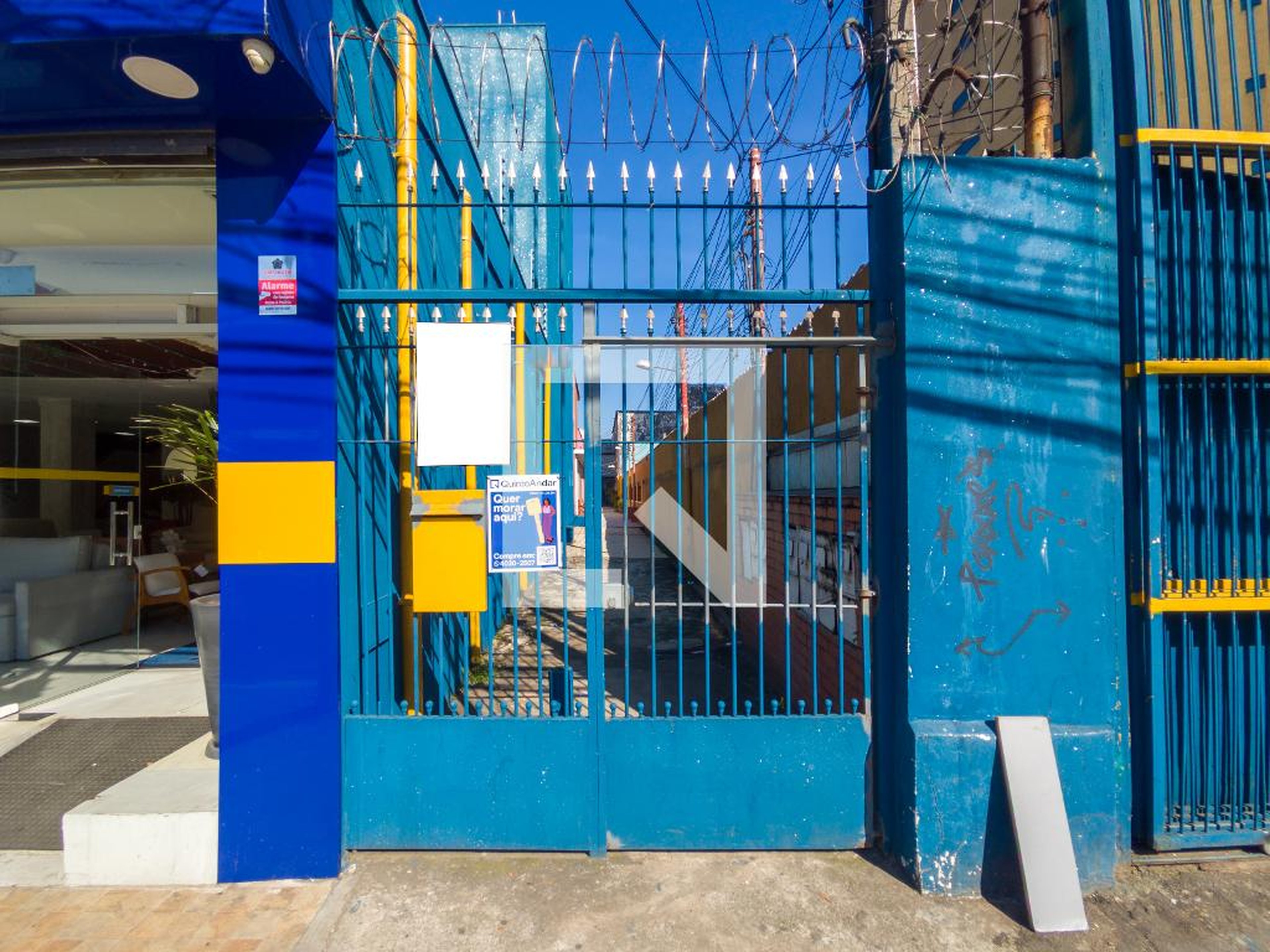 Fachada do Condomínio Condomínio em Avenida Cruzeiro do Sul, 2837