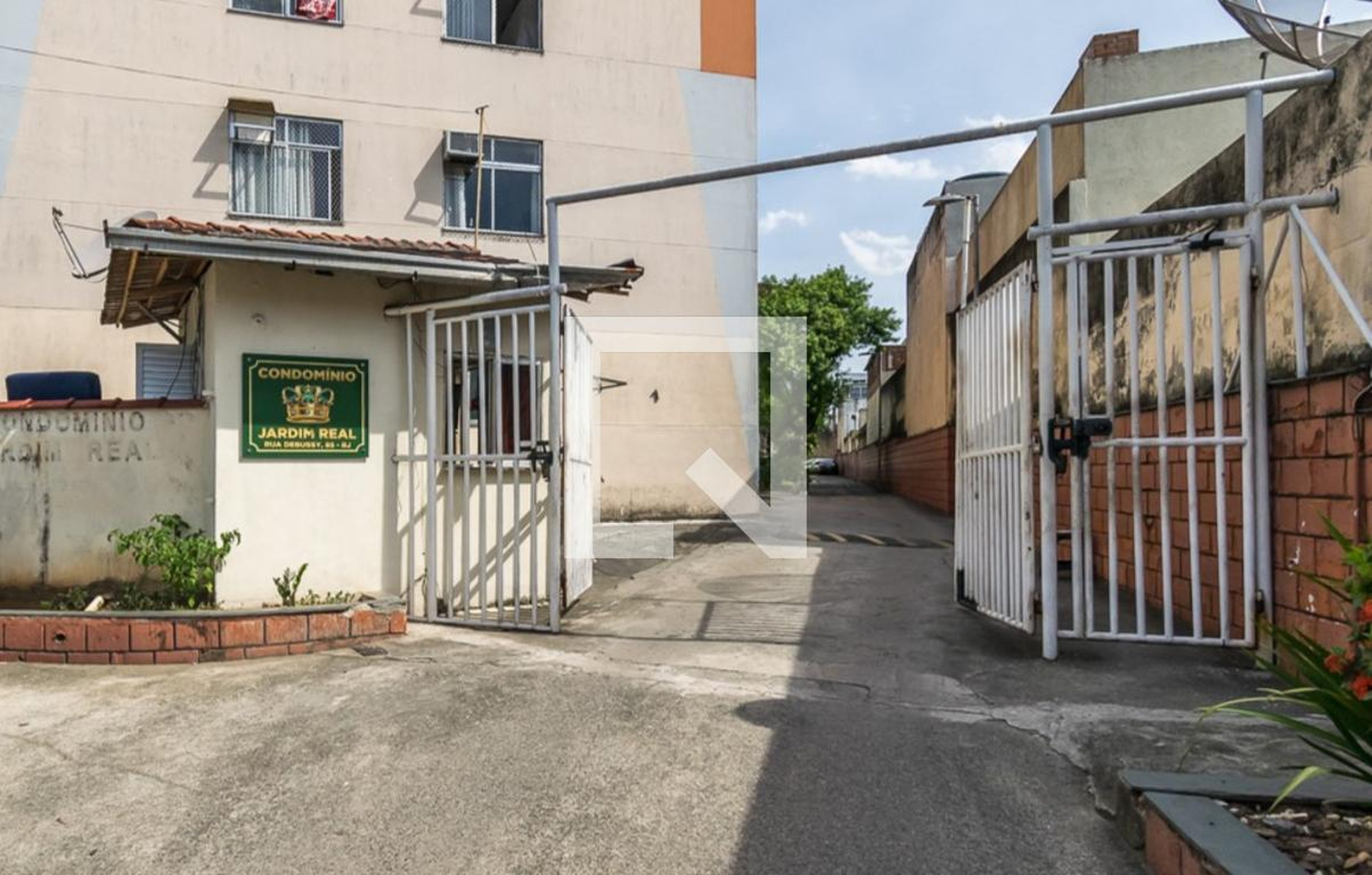 Fachada do Condomínio Condomínio em Rua Debussy, 83