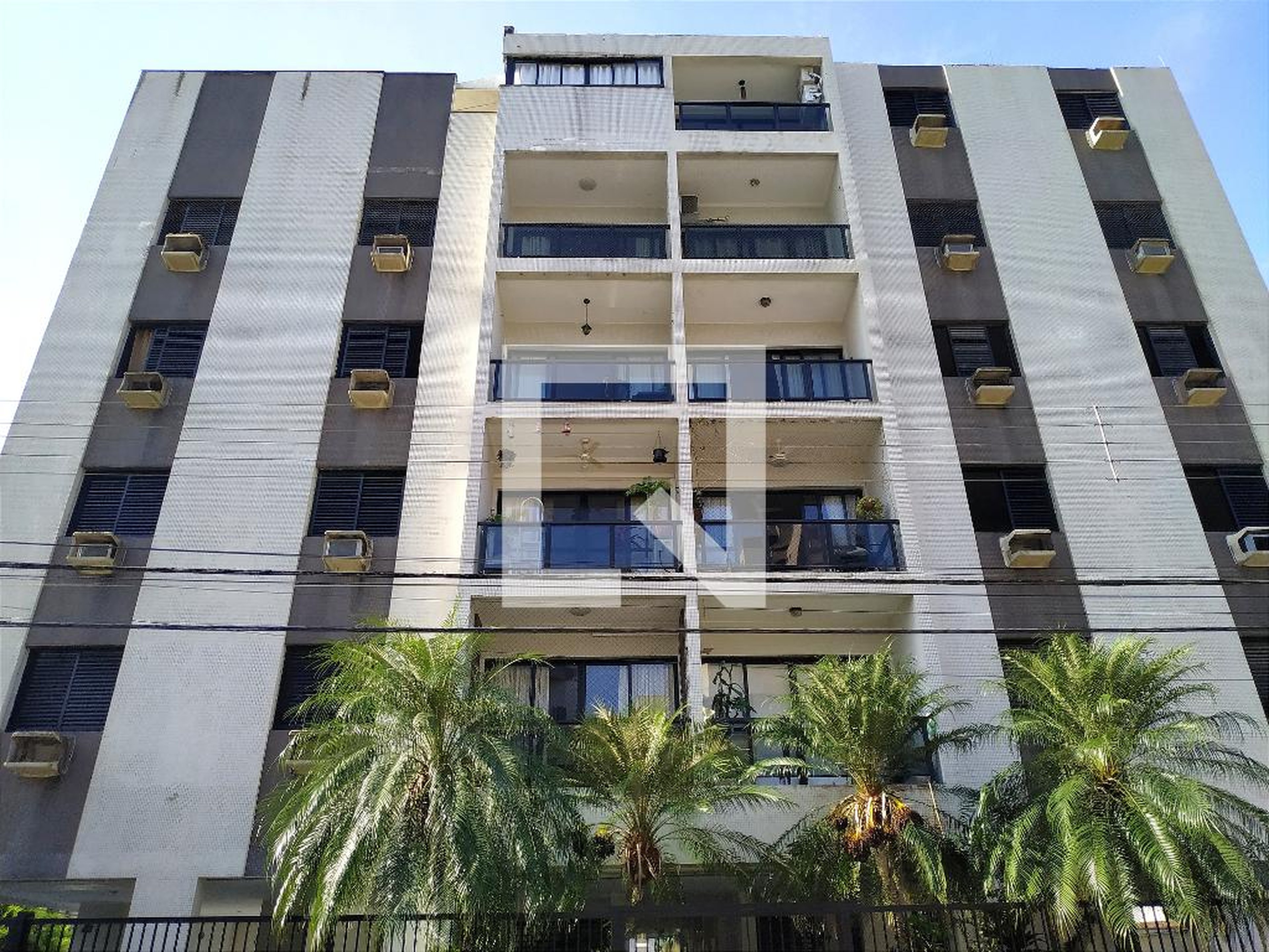 Fachada Condomínio em Rua José da Silva Rainho, 411