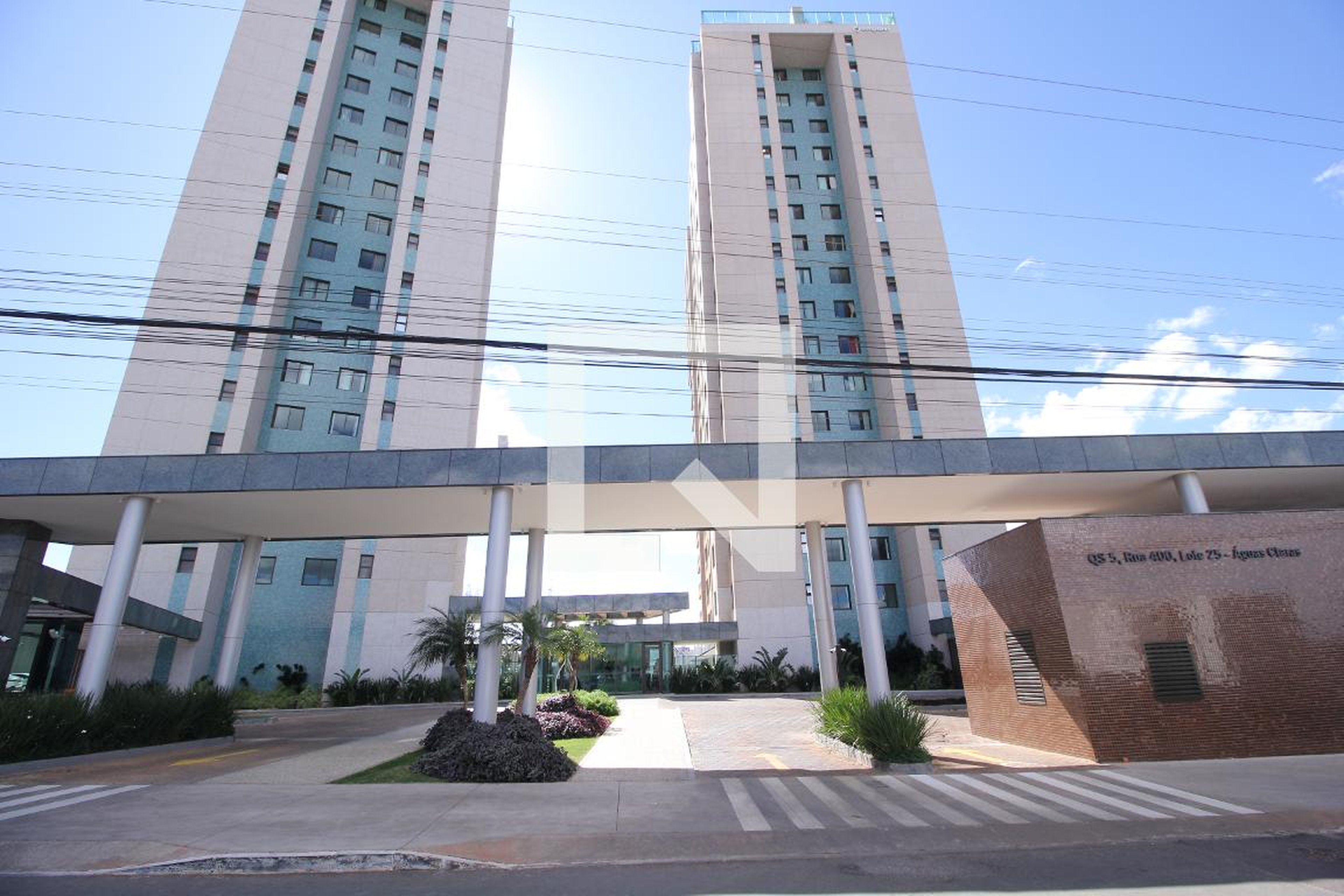 Fachada Condomínio em AREAL RUA 400 QS 5 LT 1, s/n