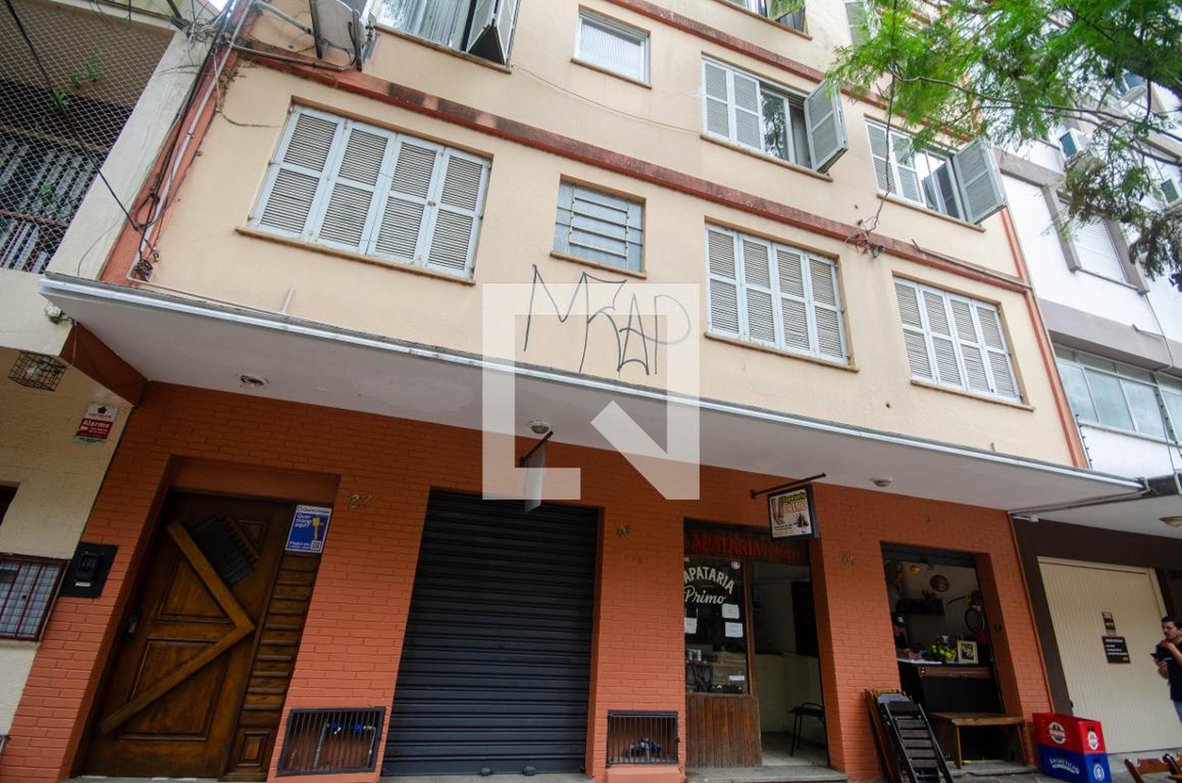 Fachada Condomínio em Rua da República, 67