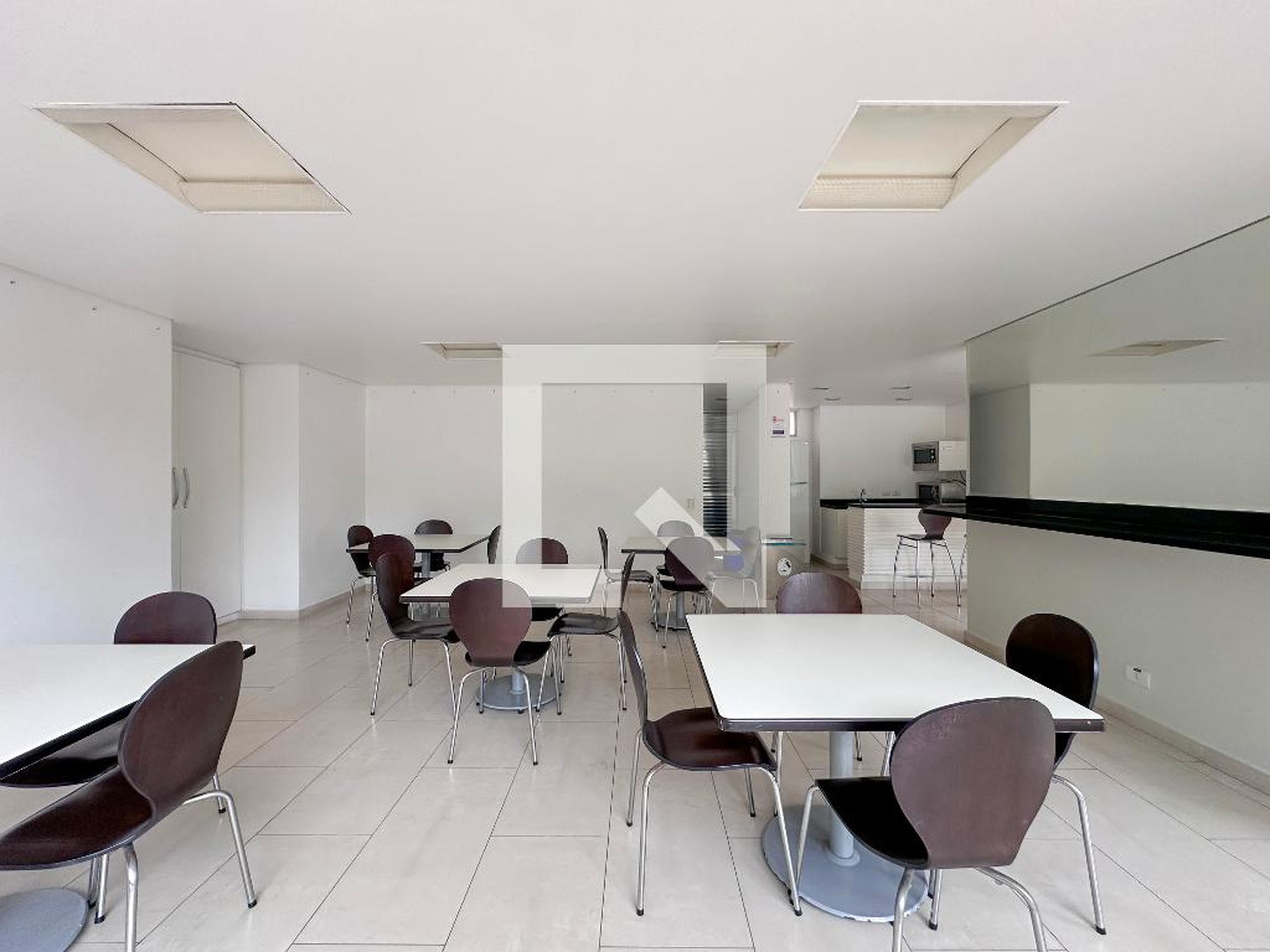 Salão de Festas - Maison Grigny