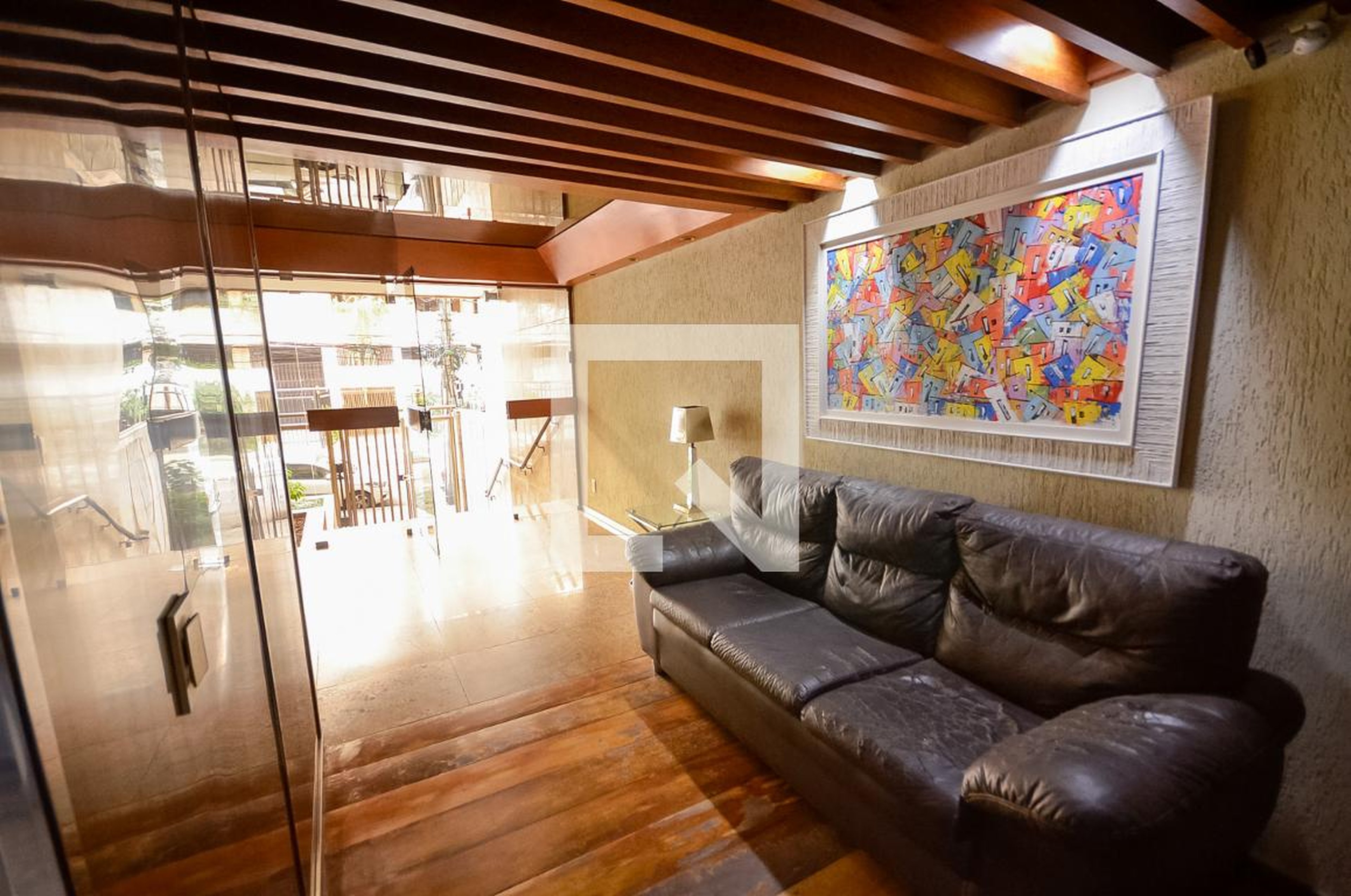 Hall - Resende
