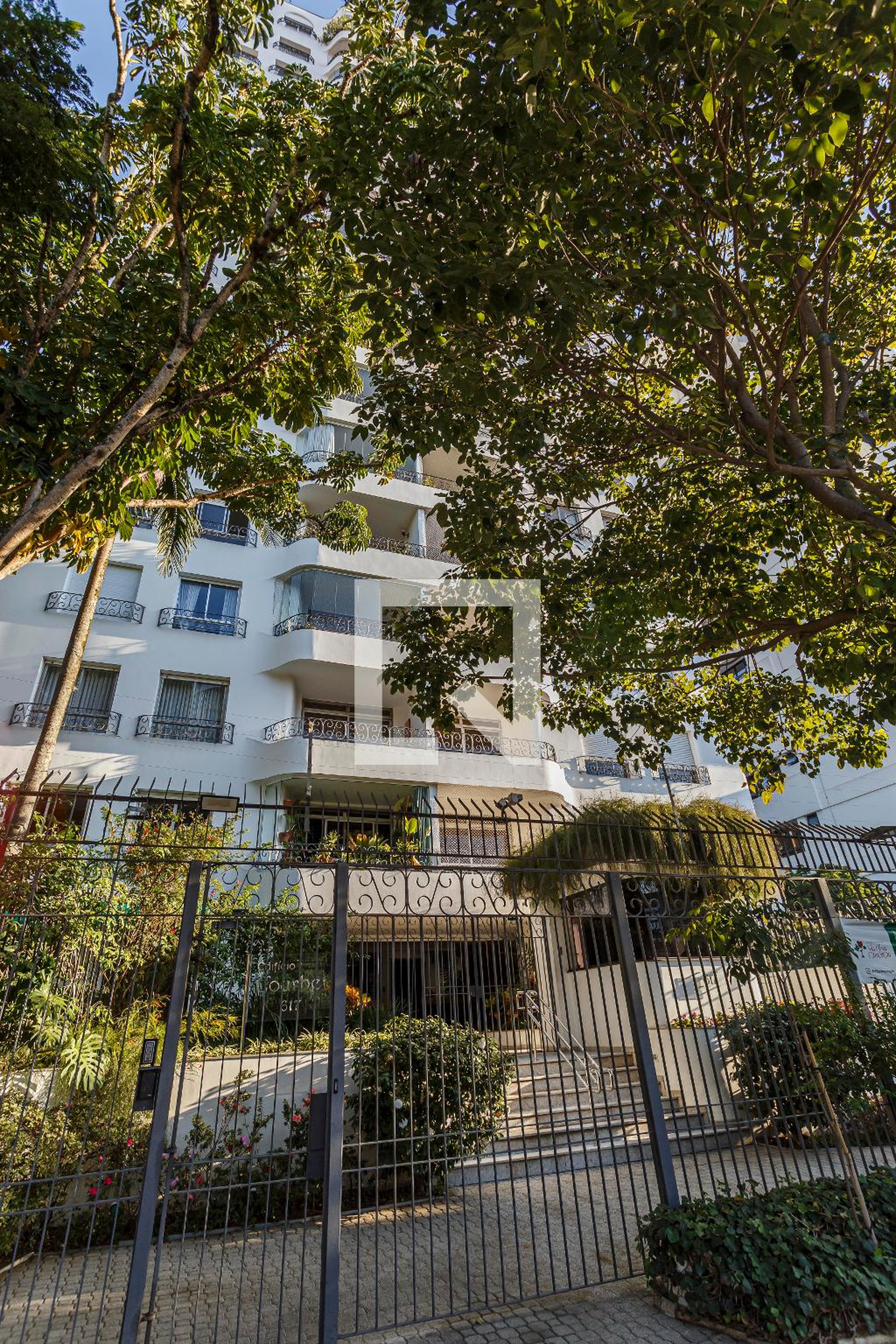 Fachada Condomínio Courbet