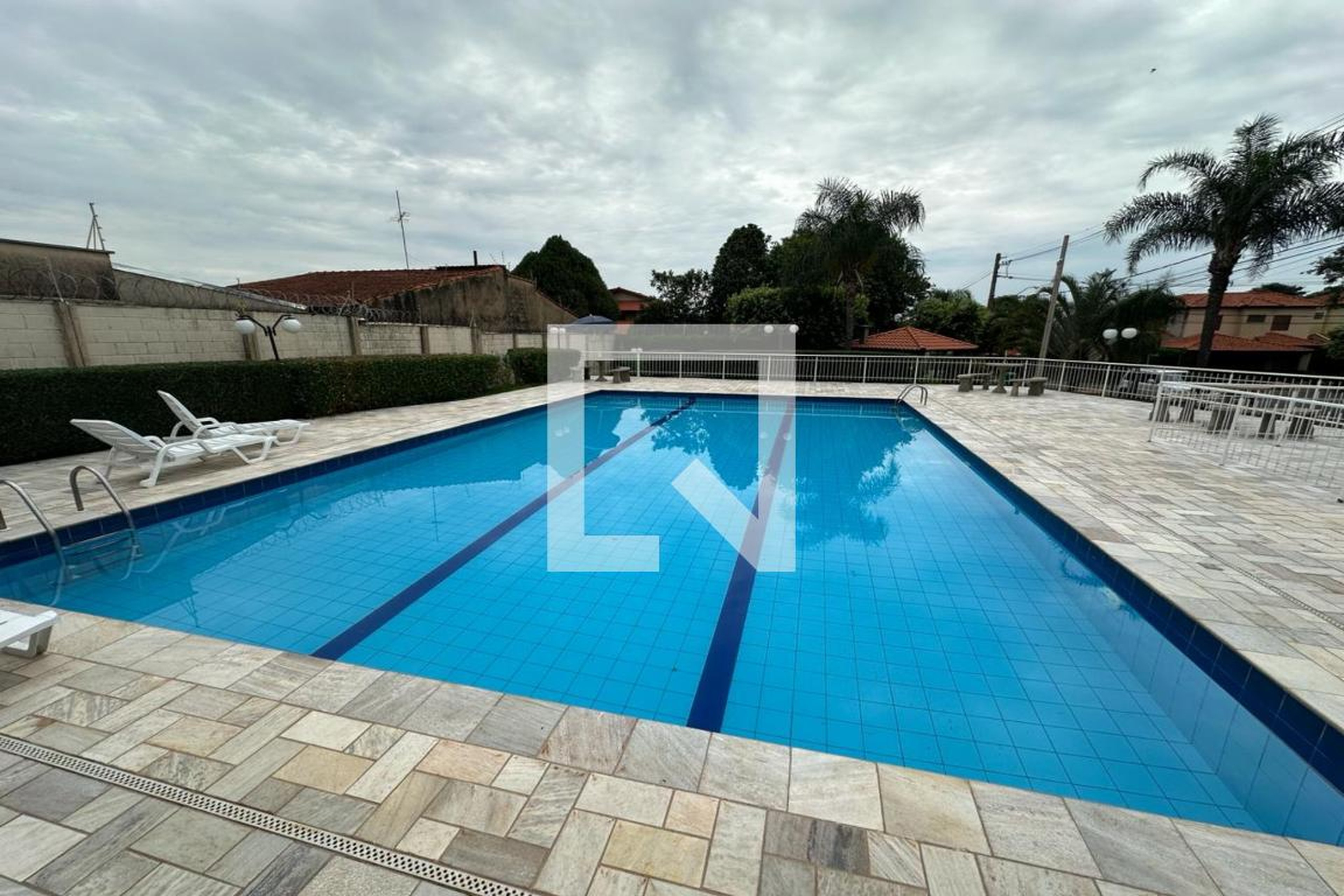 Piscina Condomínio Campos do Jordão