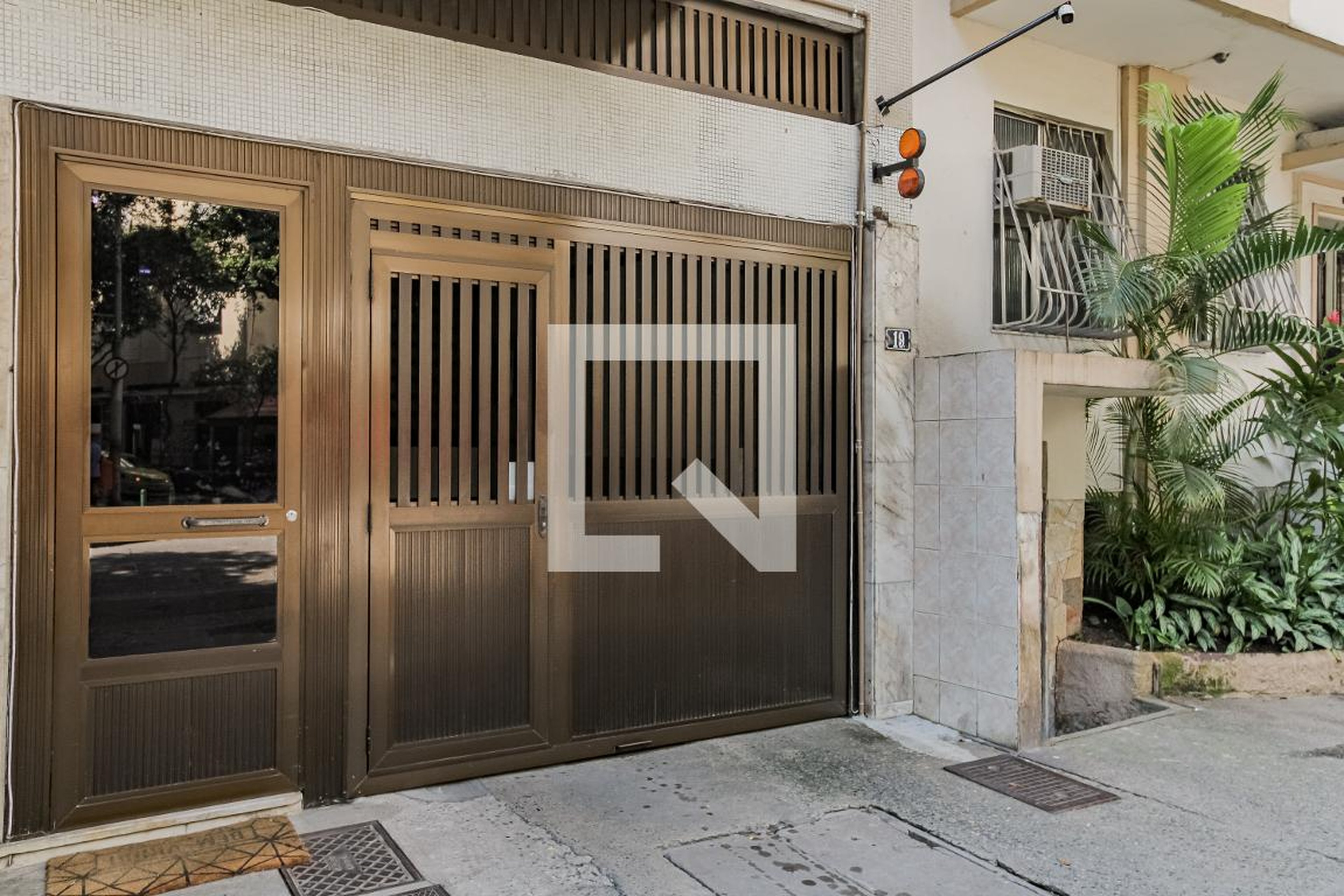 Entrada - Edifício Patricia