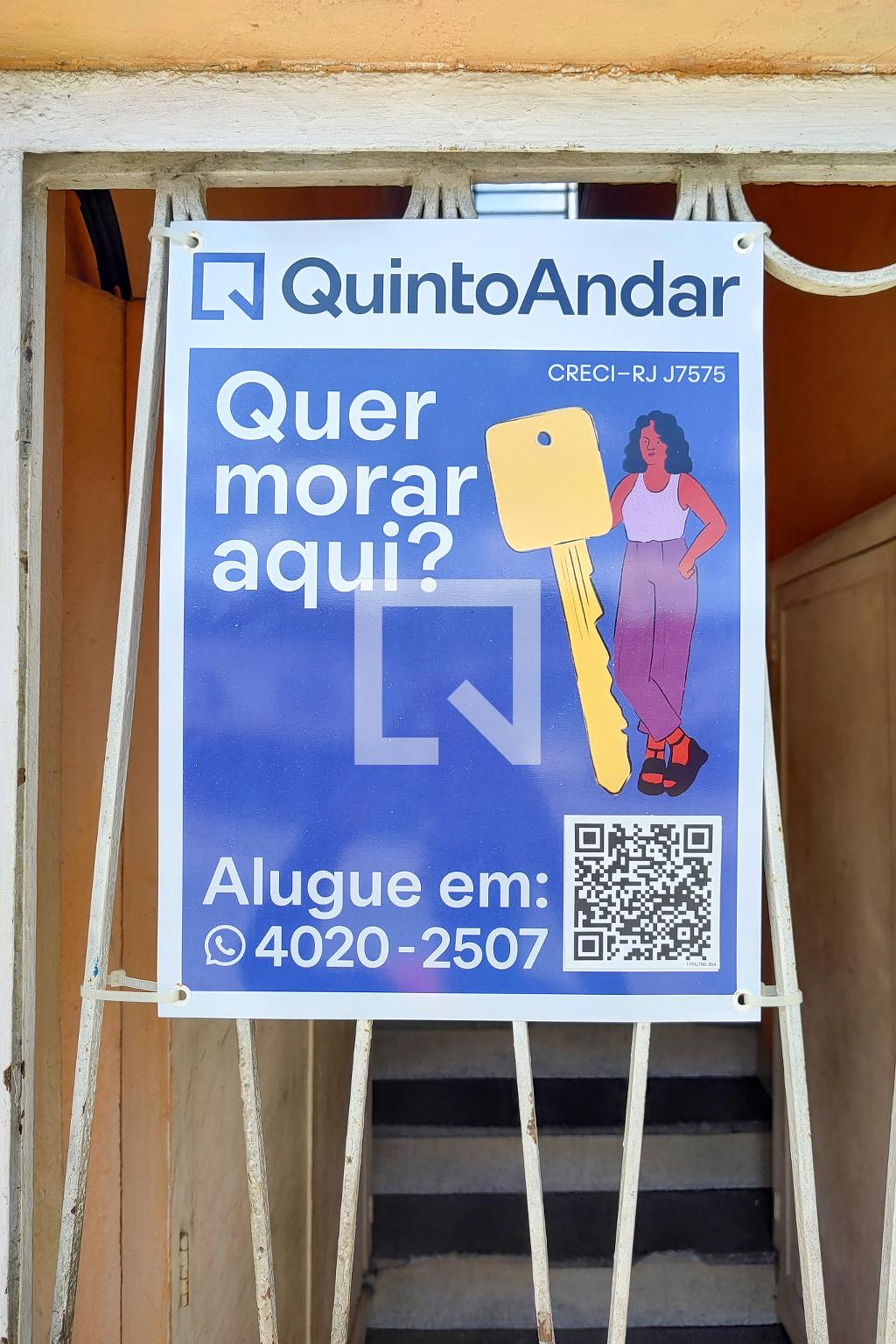 Fachada do Prédio Condomínio em Rua Inconfidência, 12