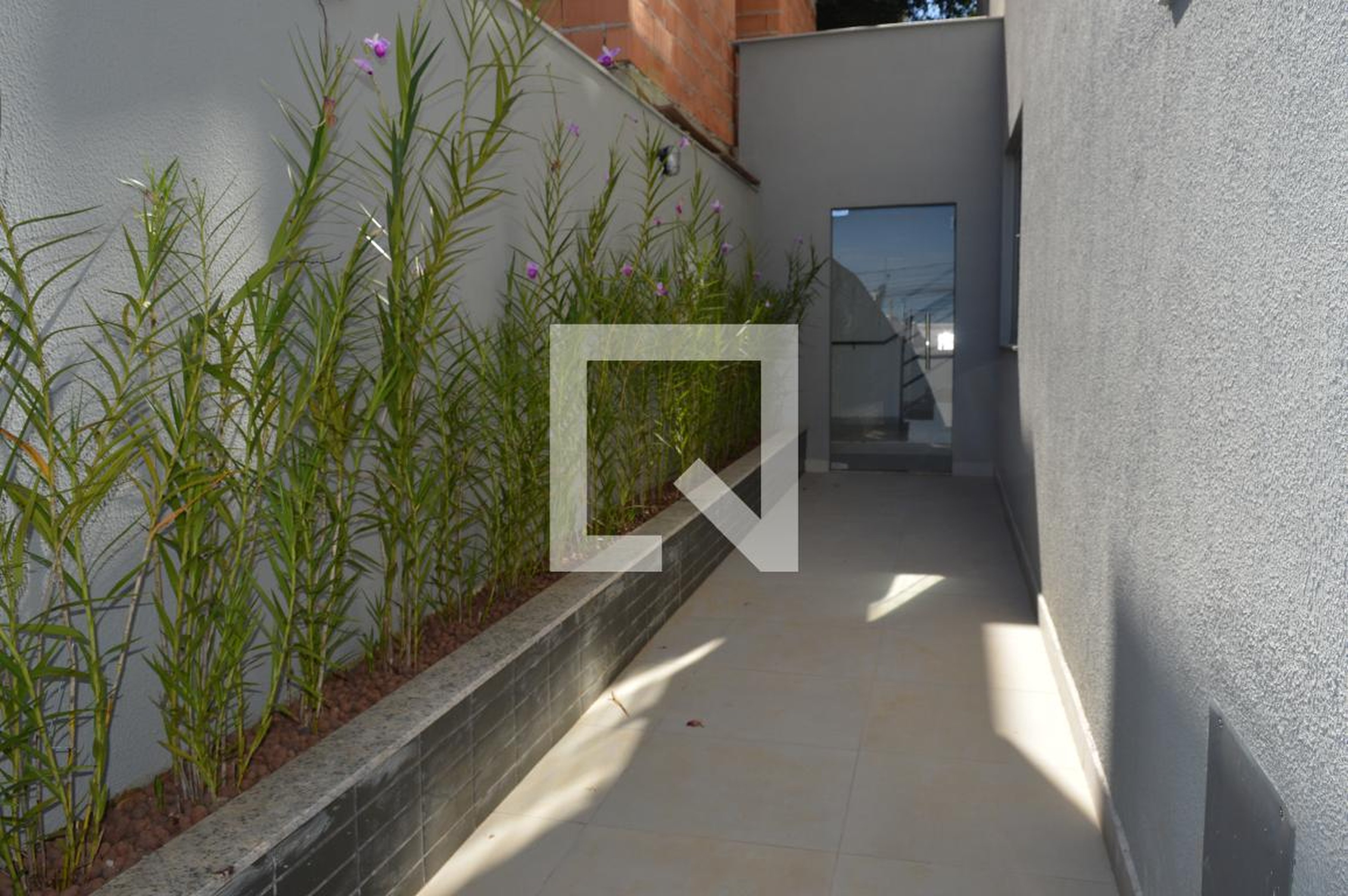 Entrada do prédio - null