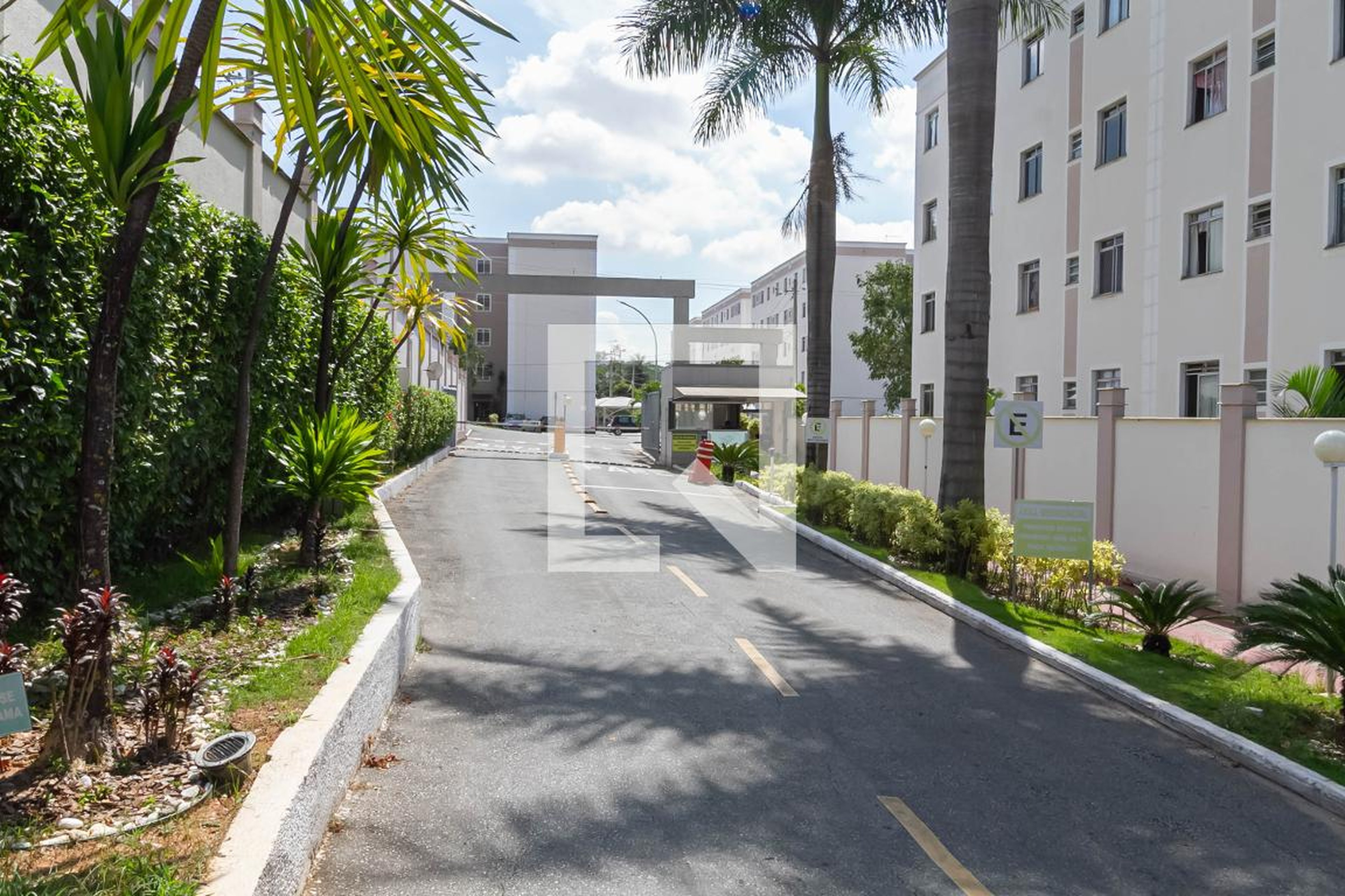 Fachada do condomínio Residencial Plaza Mayor