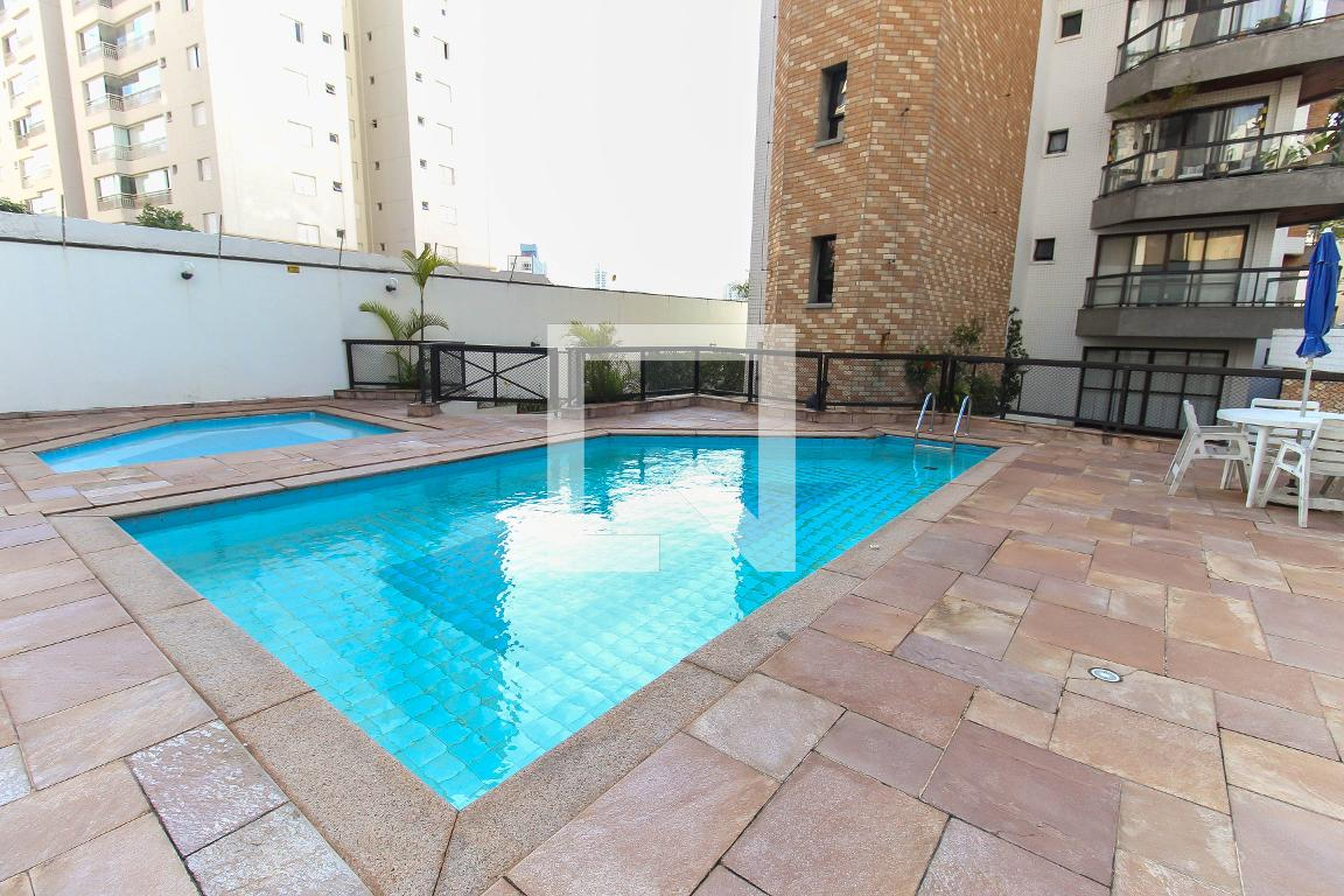 Piscina - Residencial chamantá