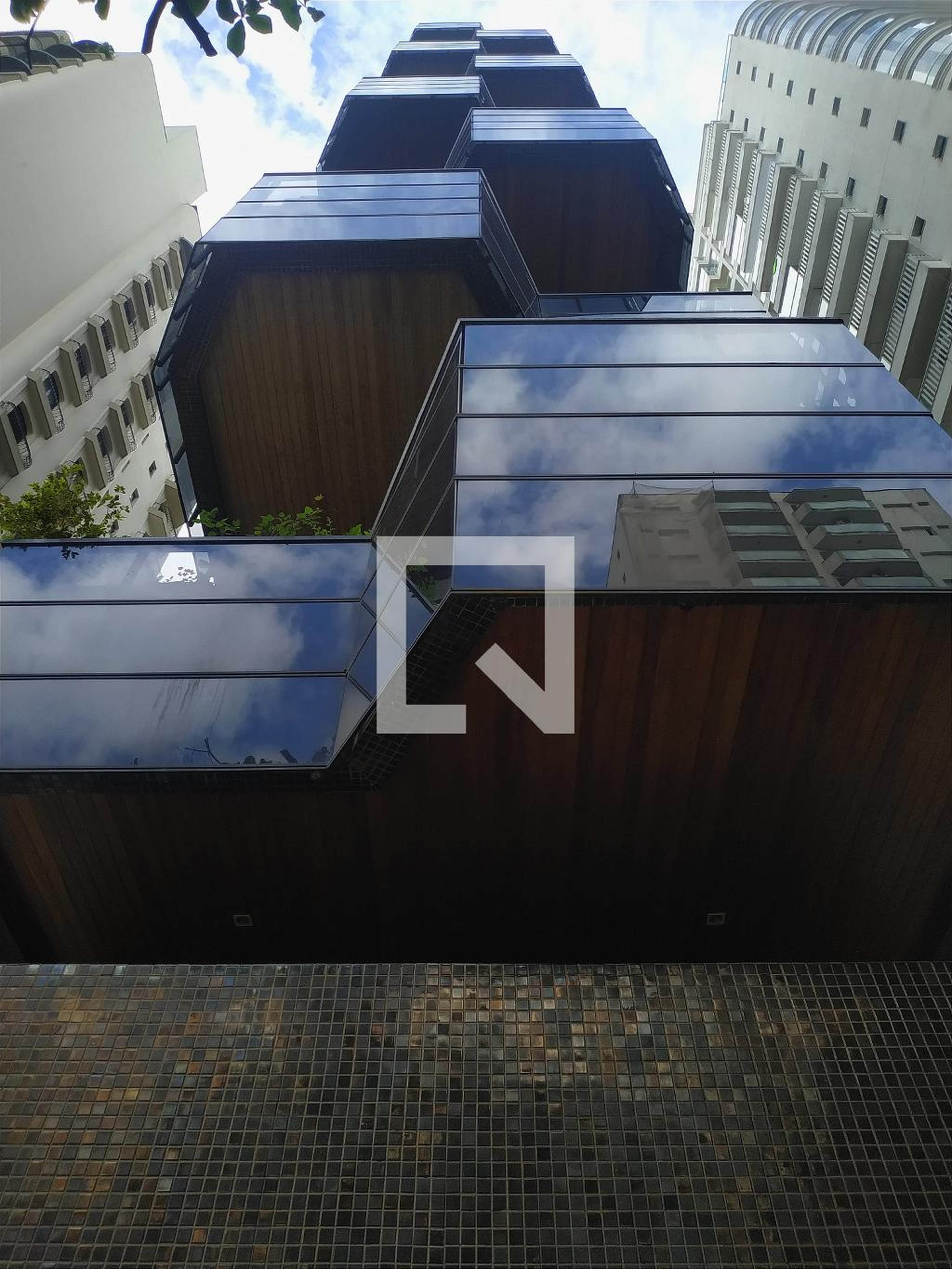 Fachada do Prédio Condomínio Edif�cio Residence Des Duc S