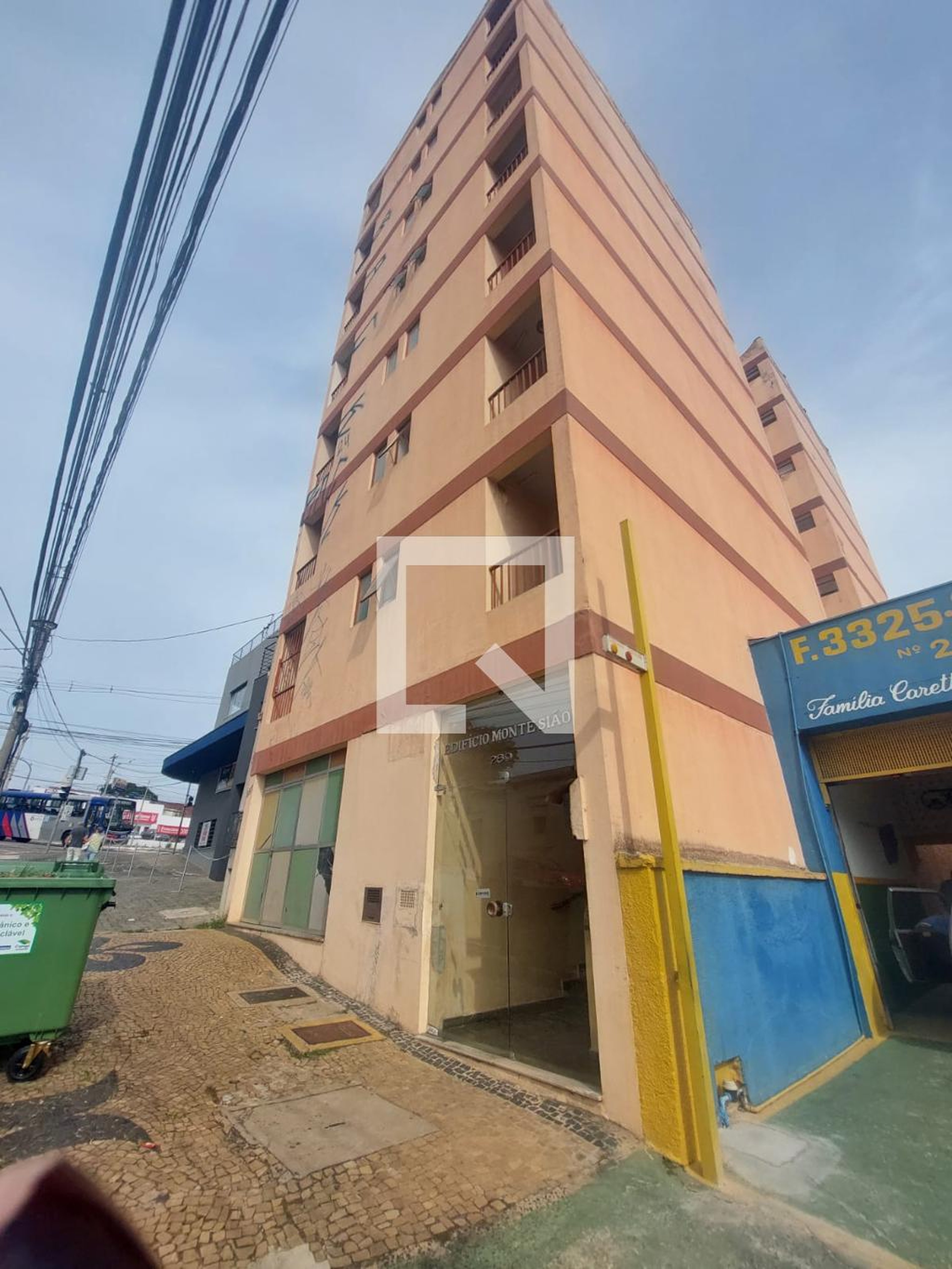 Fachada Condomínio em Avenida Barão de Itapura, 289