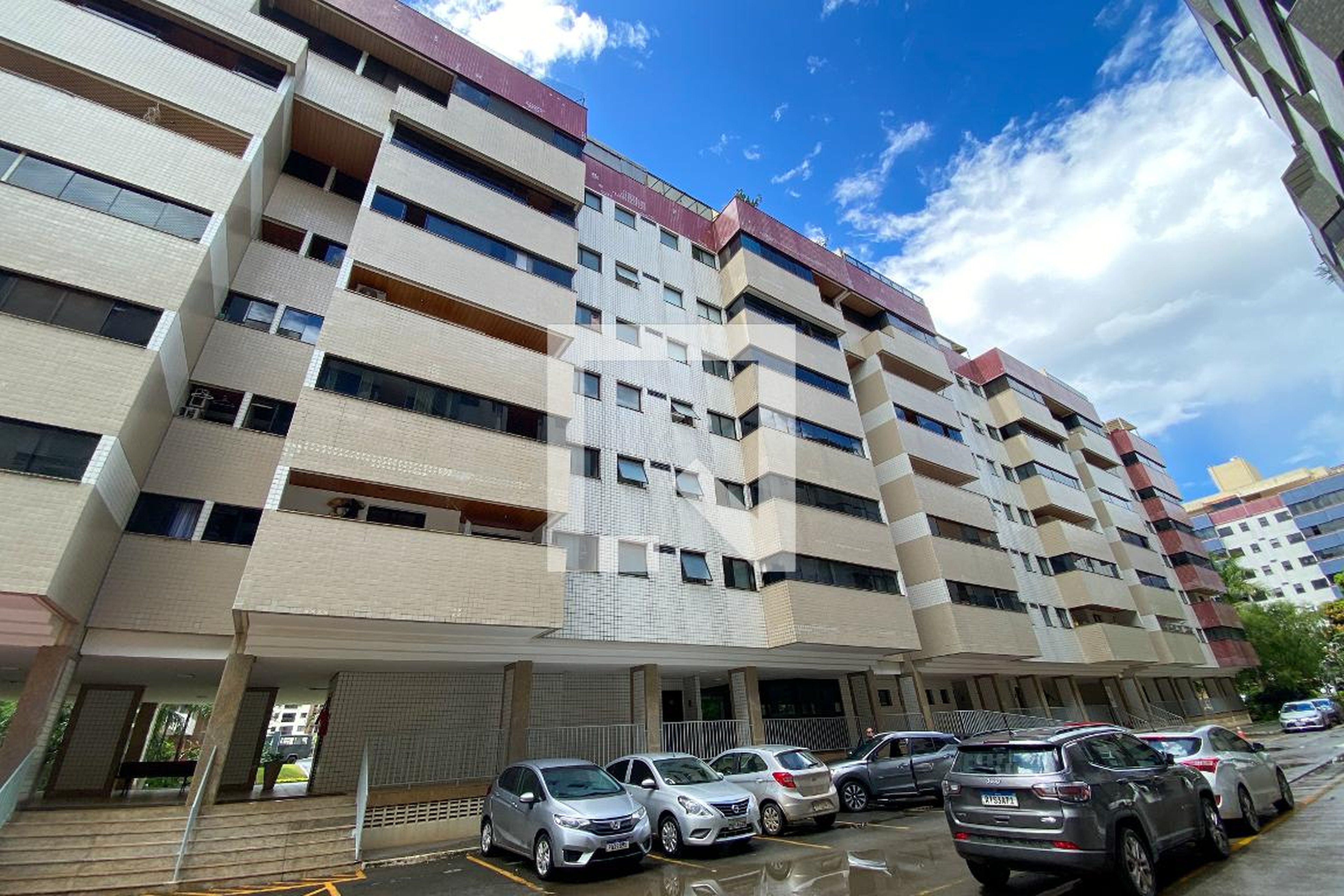 Fachada Condomínio em SHCN SQN 212 BL G, s/n
